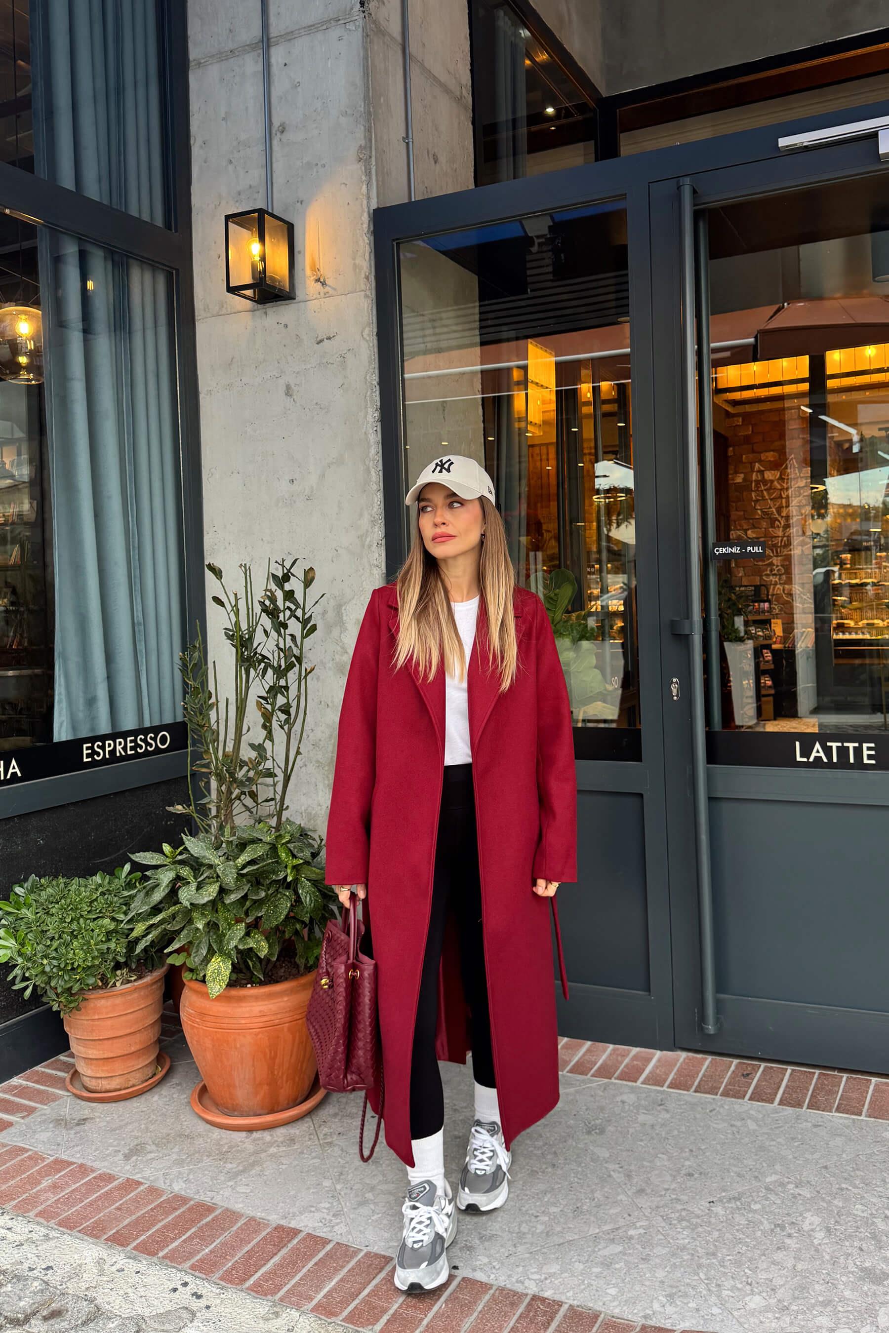 Koyu Kırmızı Astarlı Kaşe Kaban