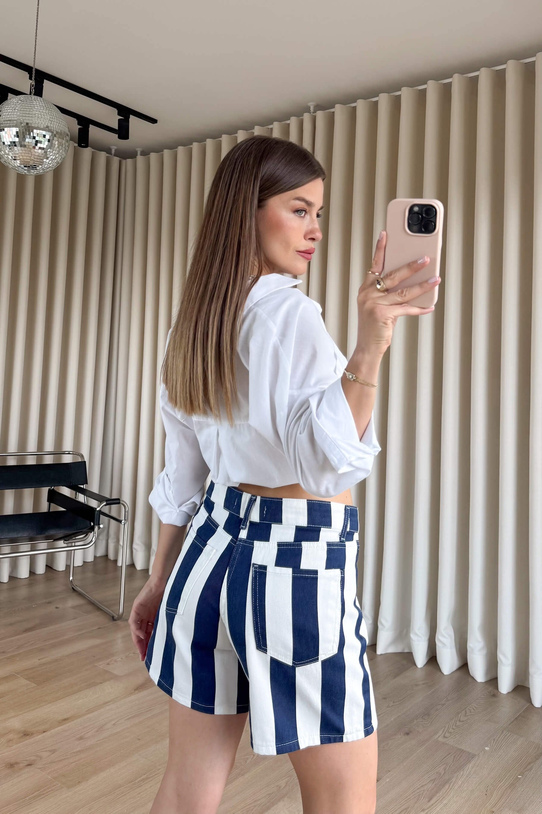 Lacivert Beyaz Şerit Desenli Denim Şort