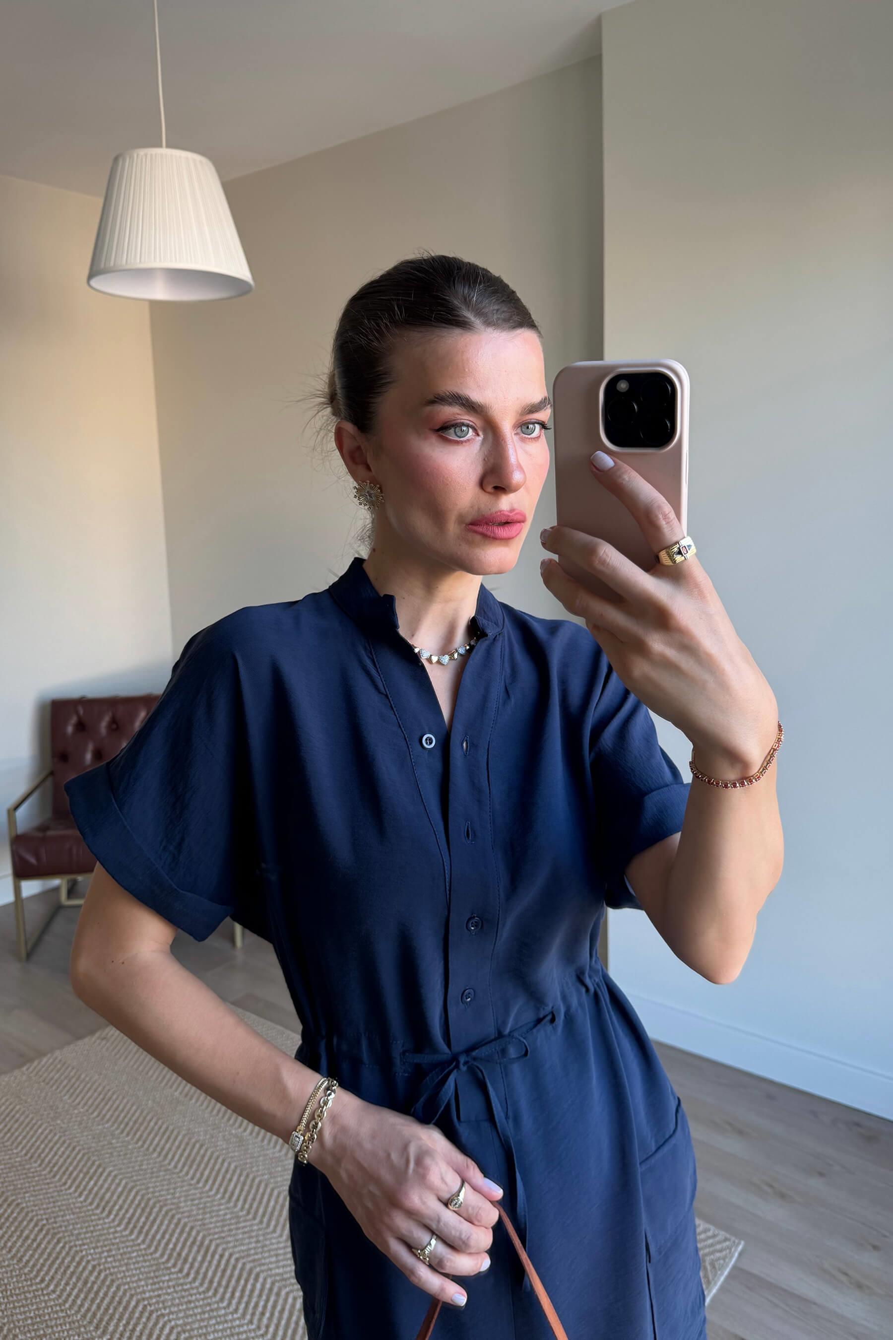 Lacivert Hakim Yaka Beli Bağcıklı Yırtmaçlı Gömlek Elbise