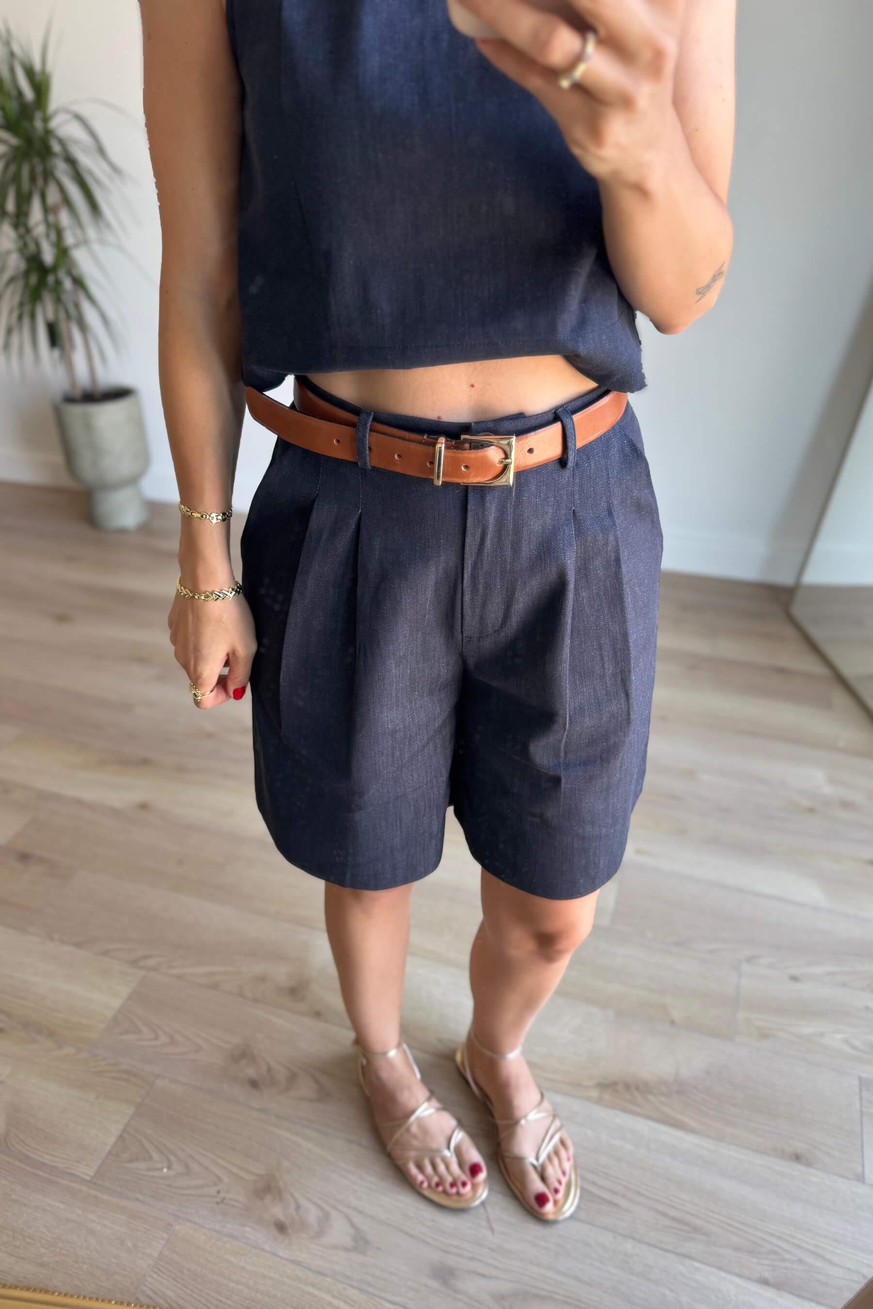 Lacivert Sıfır Kol Şort Bluz İnce Denim Takım