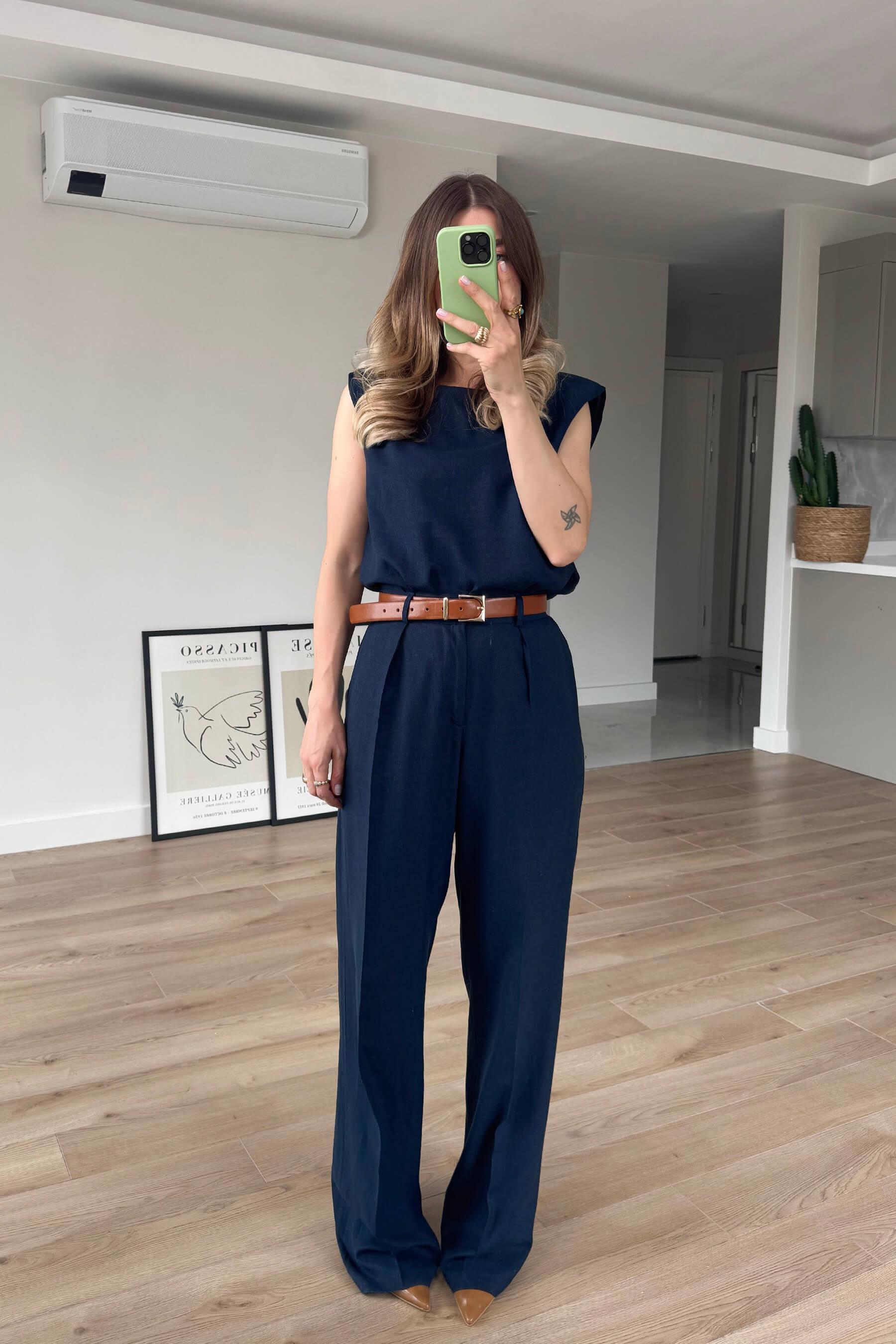 Lacivert Vatkalı Kolsuz Keten Bluz Pantolon Takım