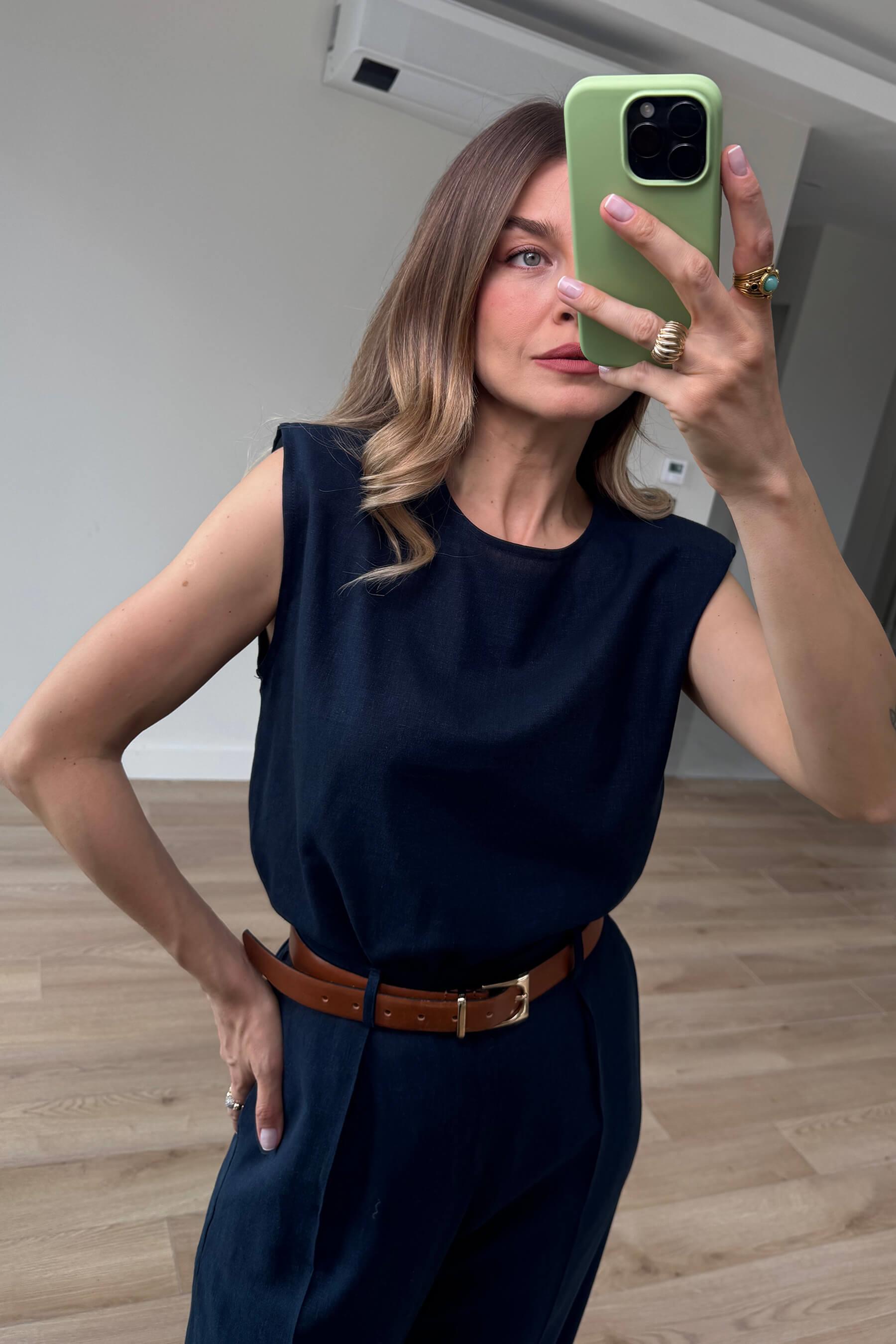 Lacivert Vatkalı Kolsuz Keten Bluz Pantolon Takım