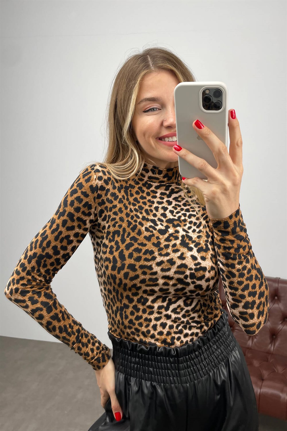 Leopar Balıkçı Yaka Bluz