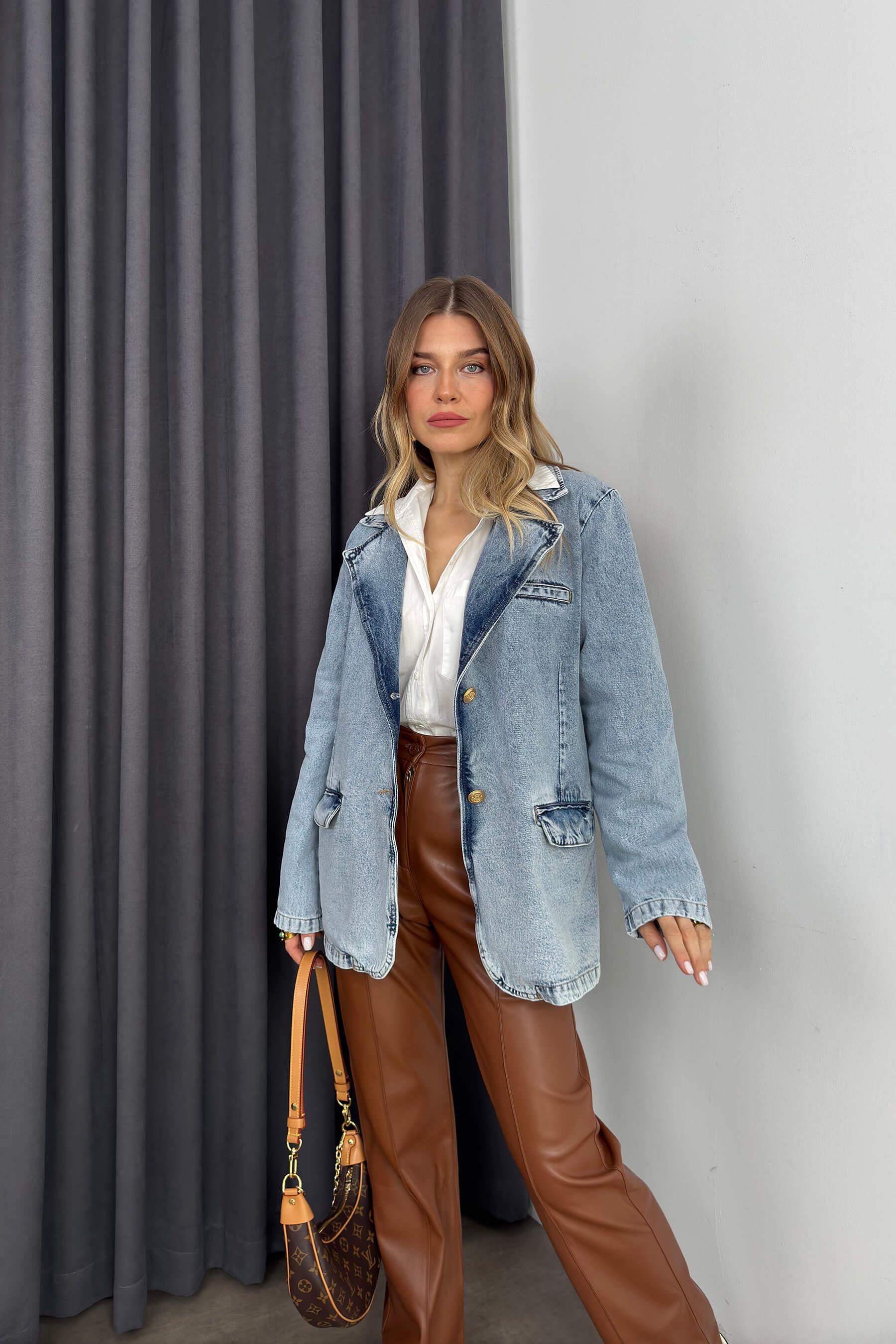 Mavi Önü Düğmeli Kot Blazer Ceket