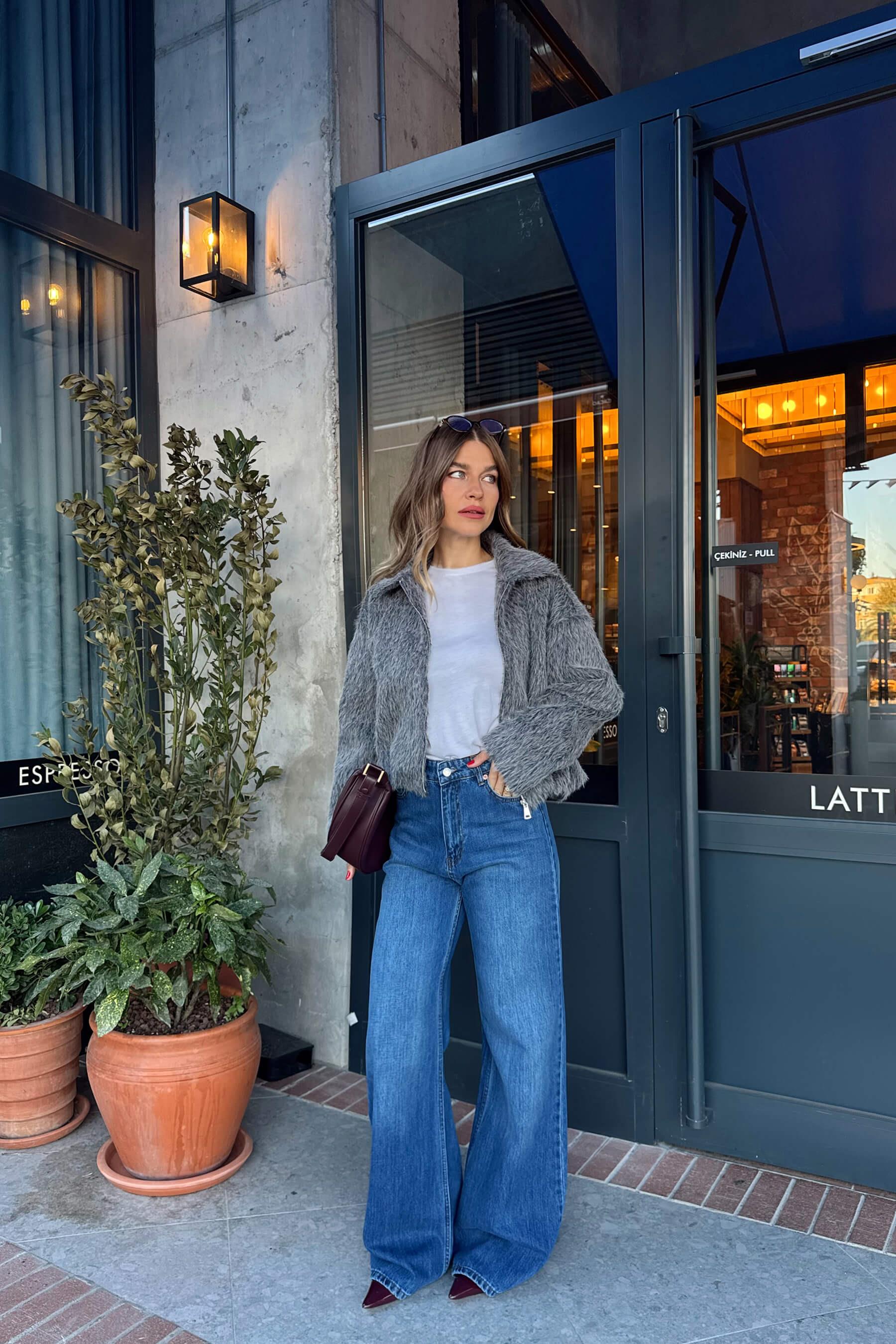 Mavi Yıkamalı Wide Leg Jean