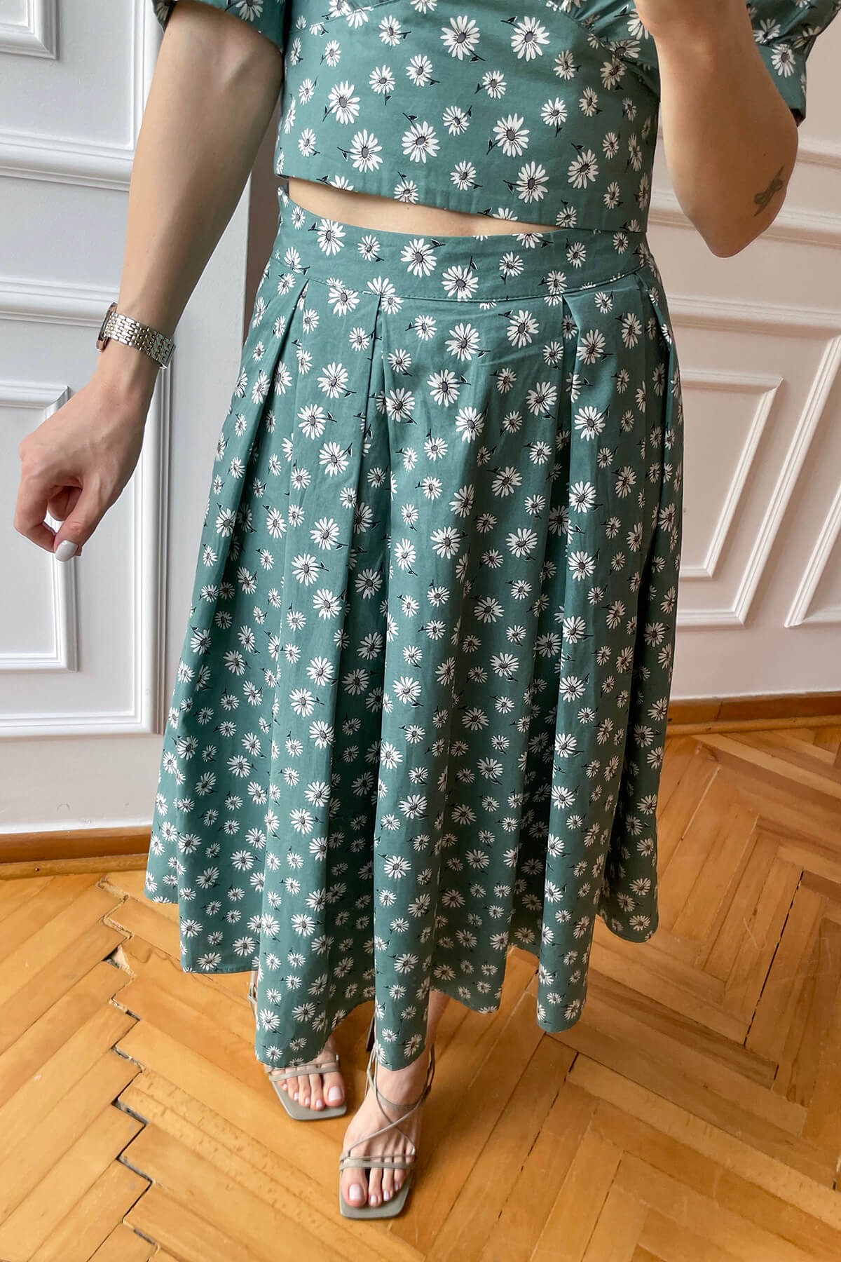 Mint Papatya Desen Etek ve Crop