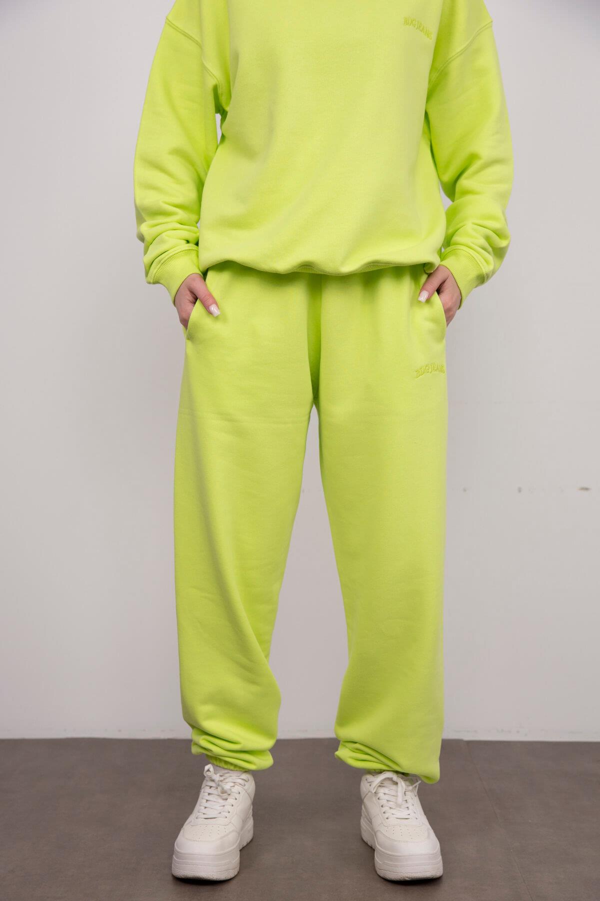 Neon Yeşili Eşofman Takımı