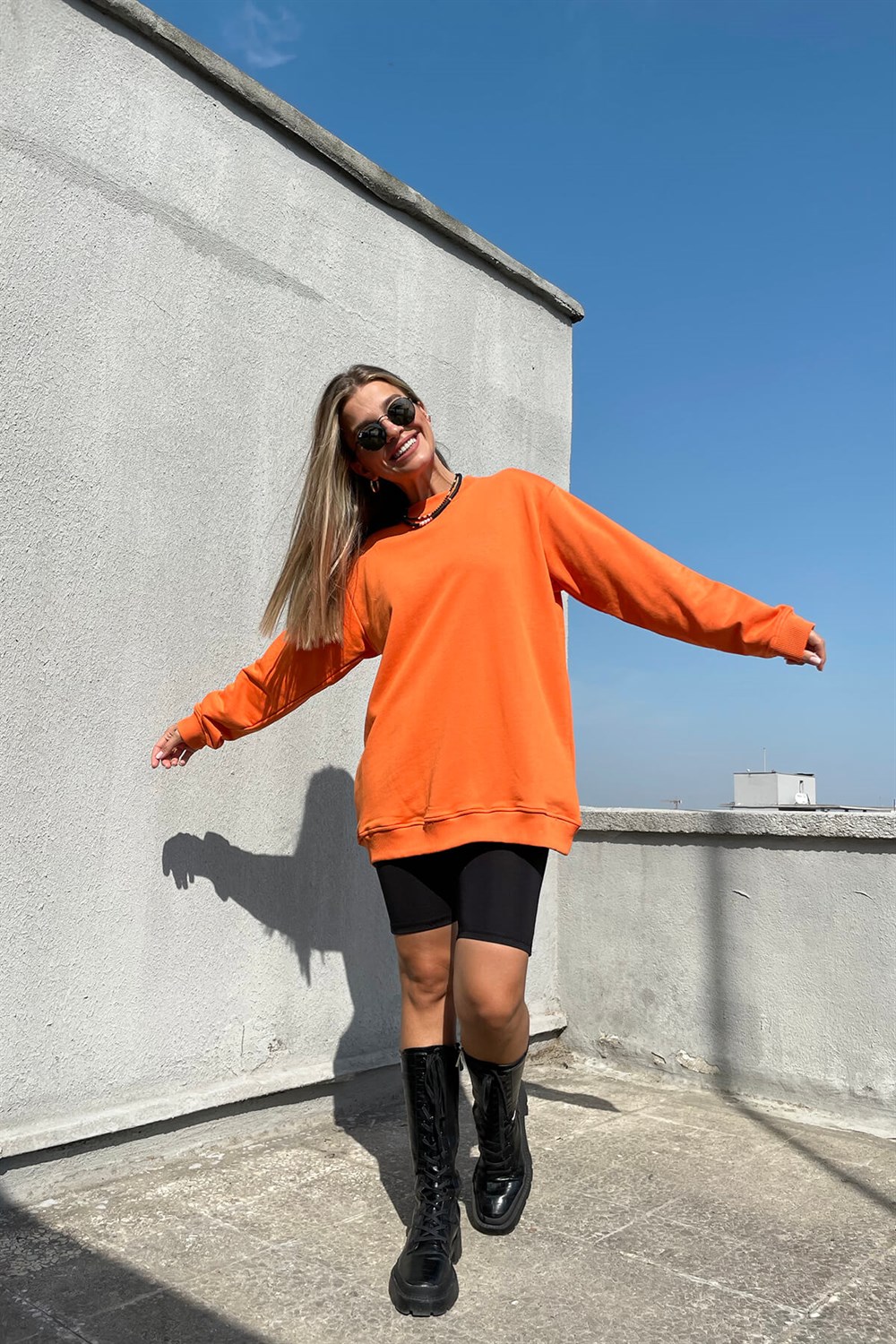 Oranj Boyfriend Sweat