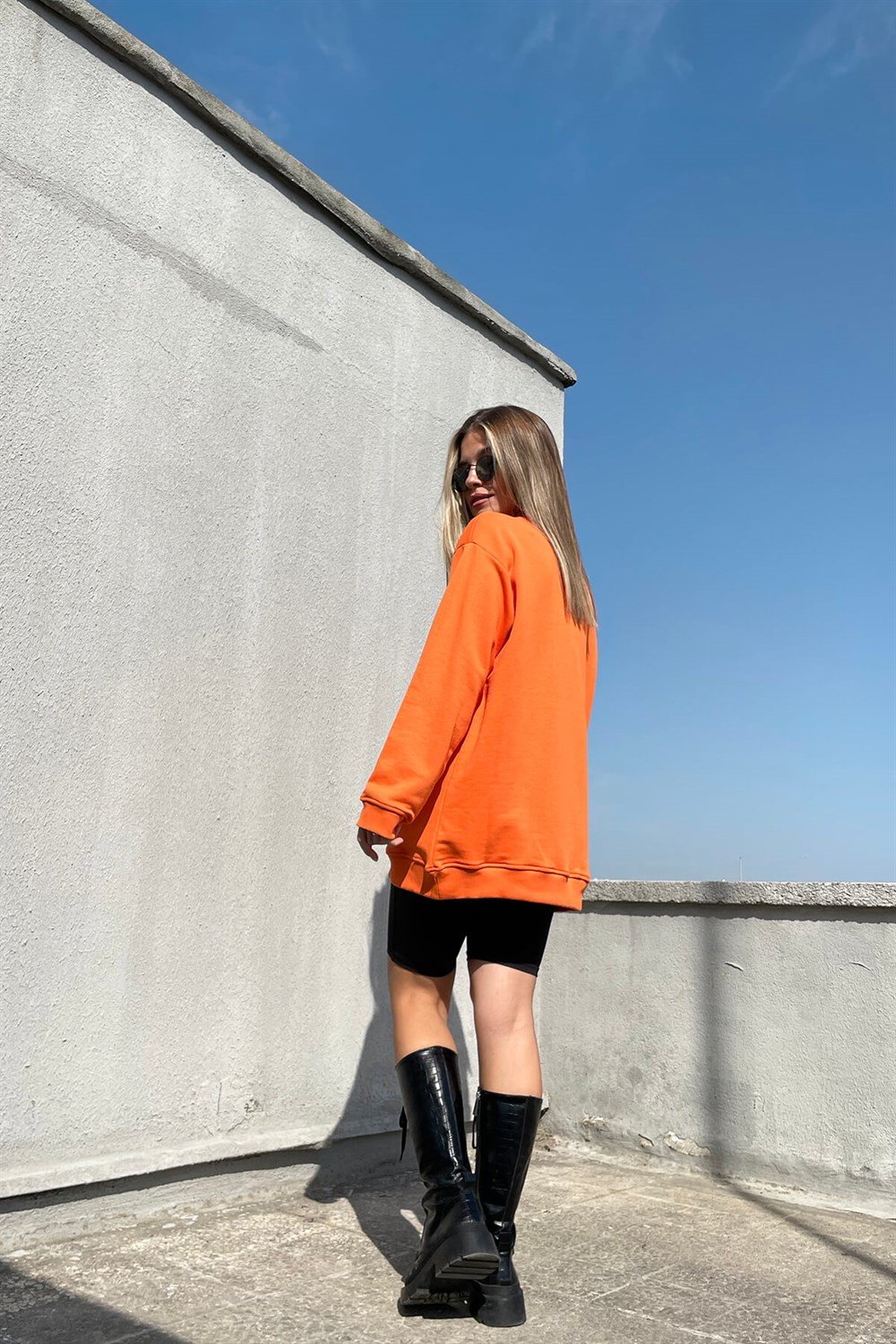 Oranj Boyfriend Sweat