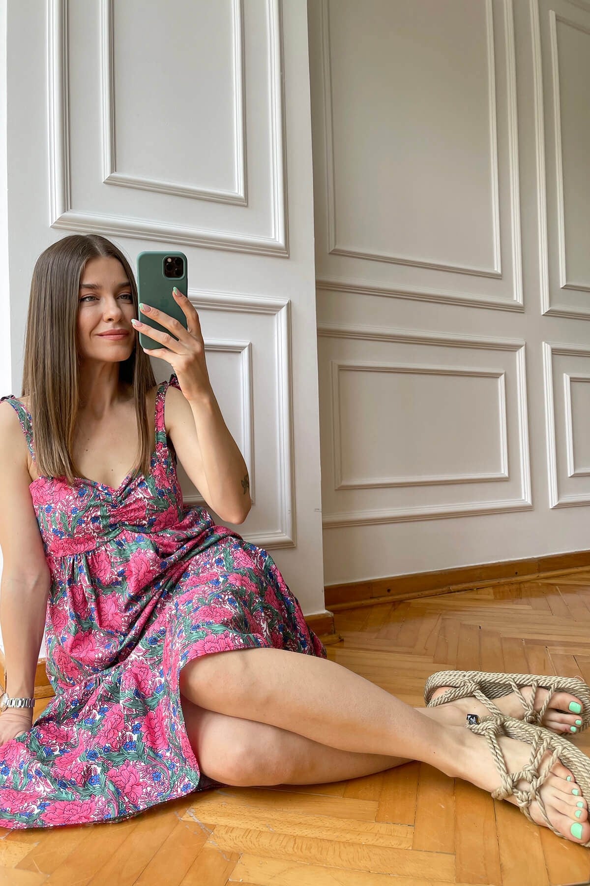 Pembe Floral Desen Askılı Elbise