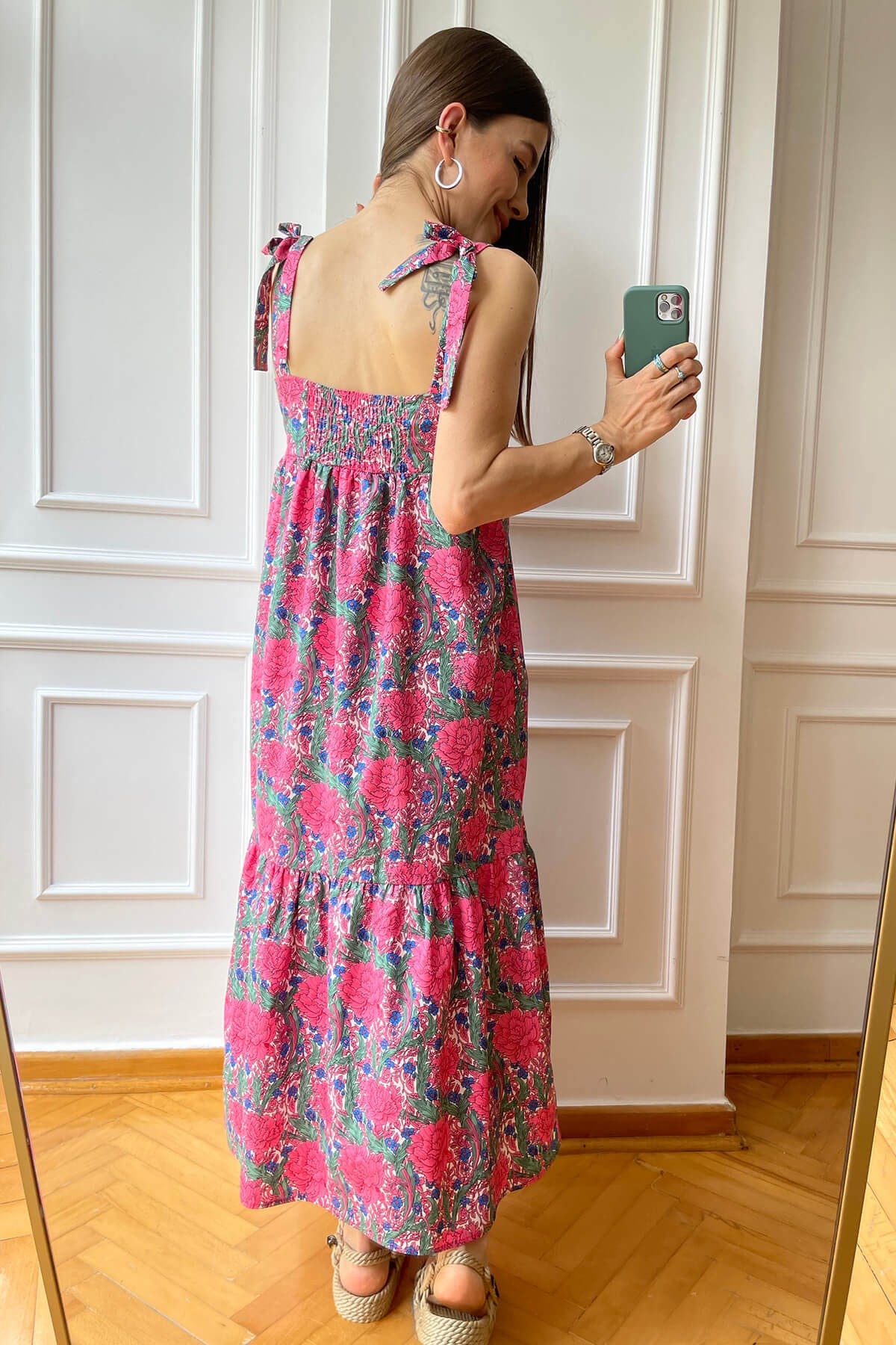 Pembe Floral Desen Askılı Elbise