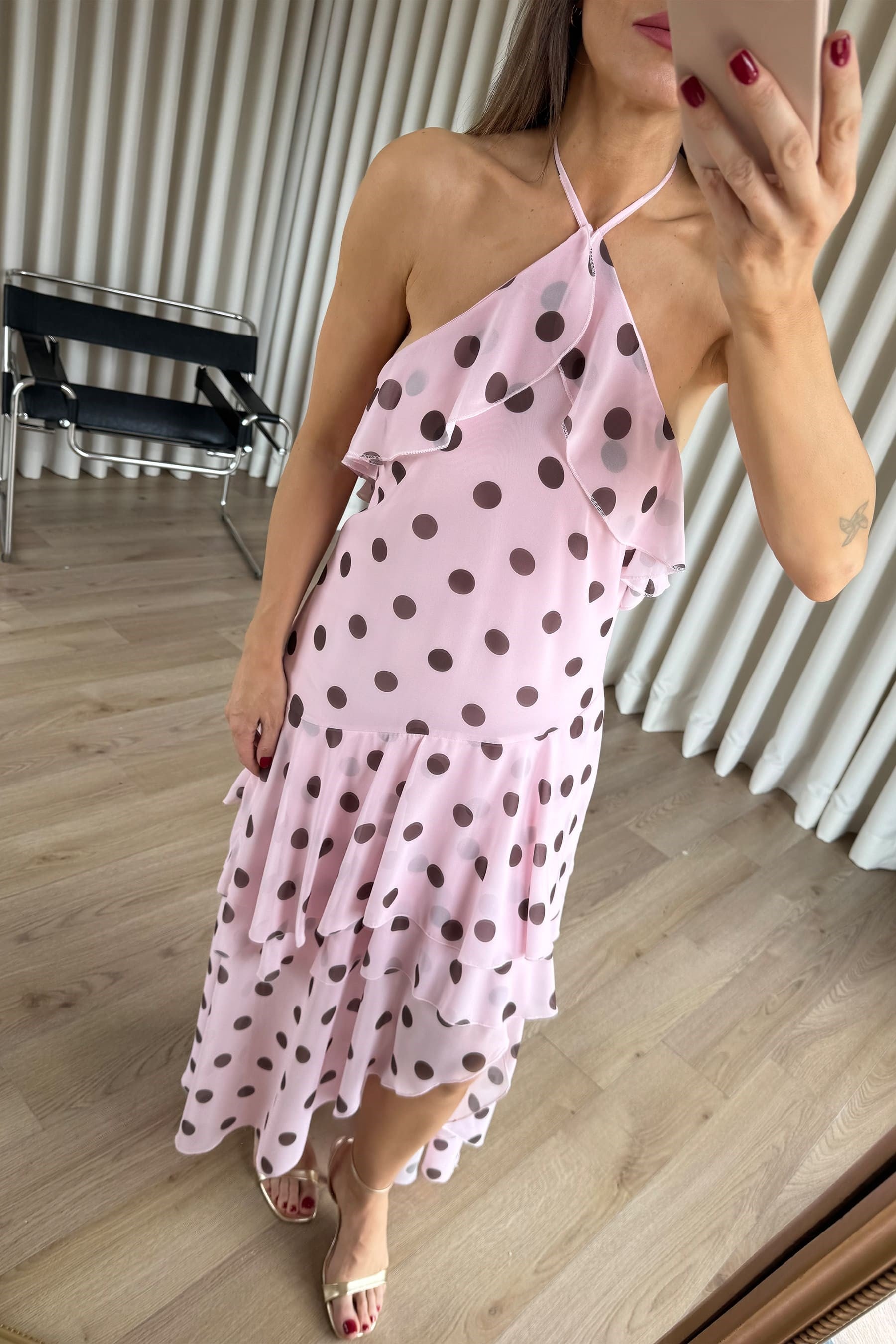 Pembe Kahve Puantiyeli Sırt Dekolteli Boyundan Bağlamalı Astarlı Şifon Elbise