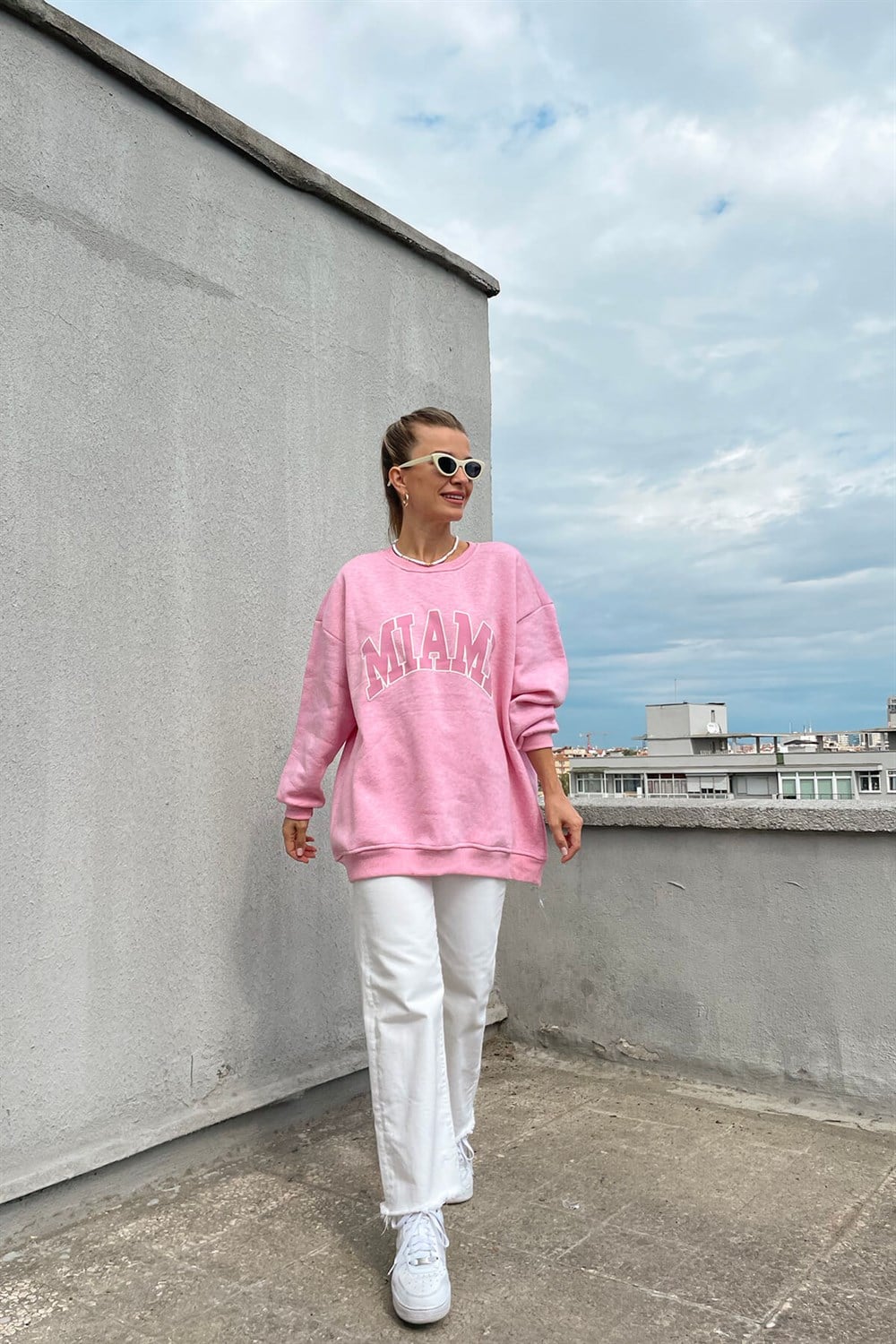 Pembe Miami Baskılı Sweatshirt