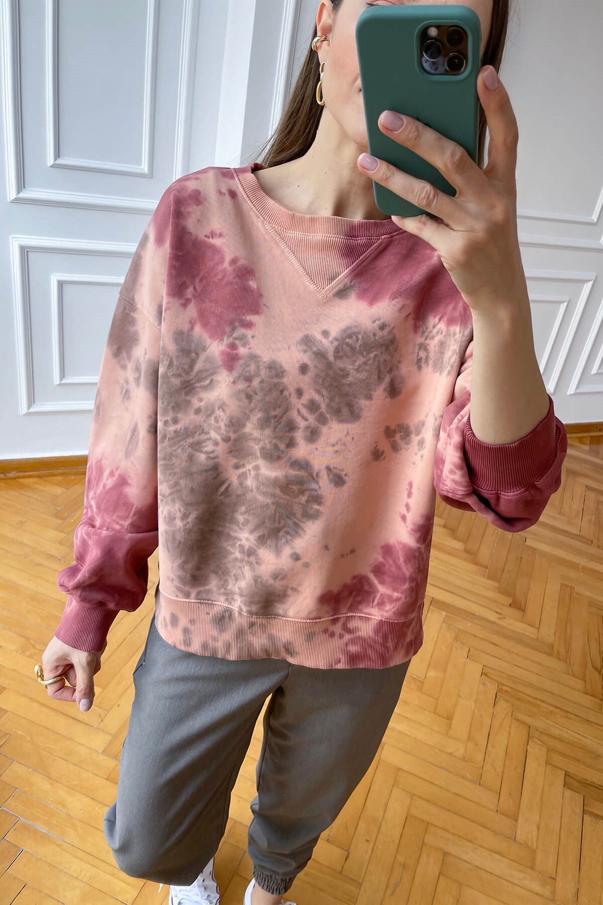 Pubra Batik Sweatshirt
