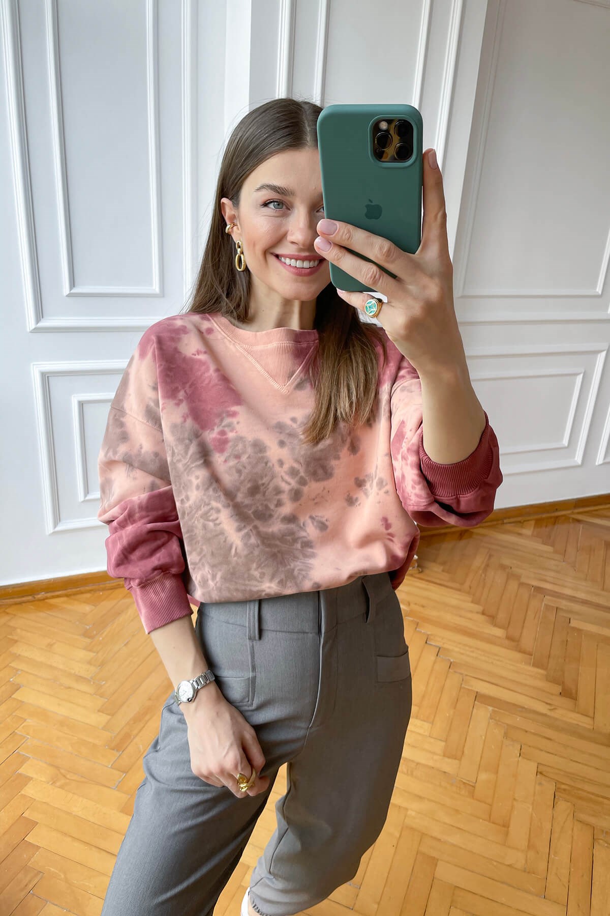 Pubra Batik Sweatshirt