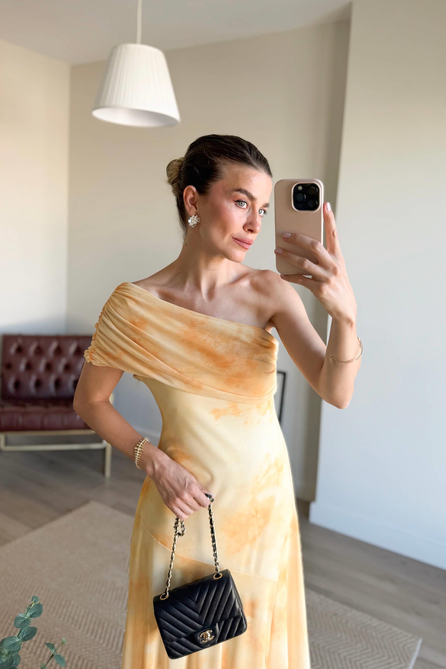 Sarı Kayık Yaka Asimetrik Kesim Astarlı Premium Tül Elbise