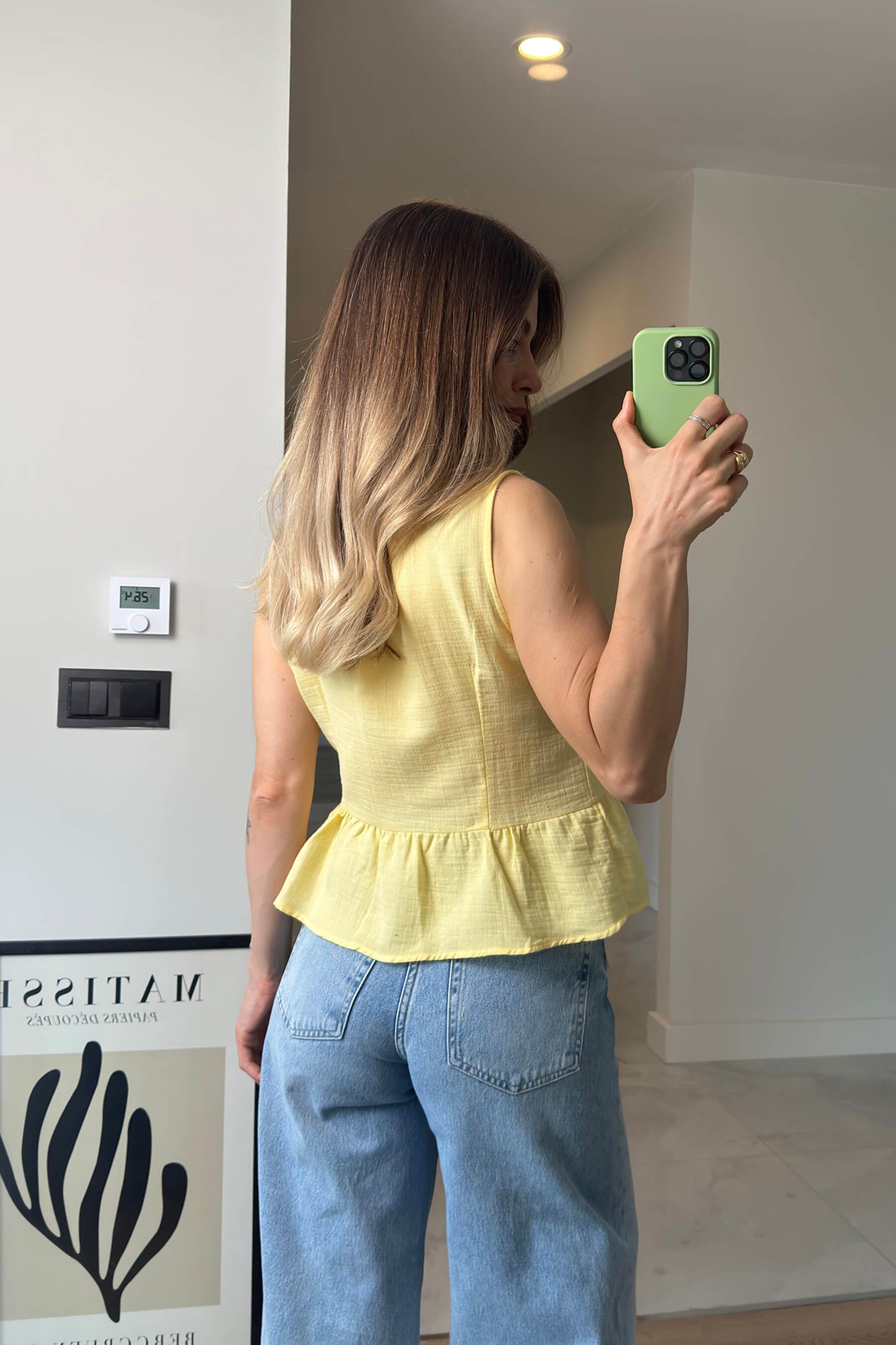 Sarı Önü Bağlamalı Kolsuz Müslin Bluz