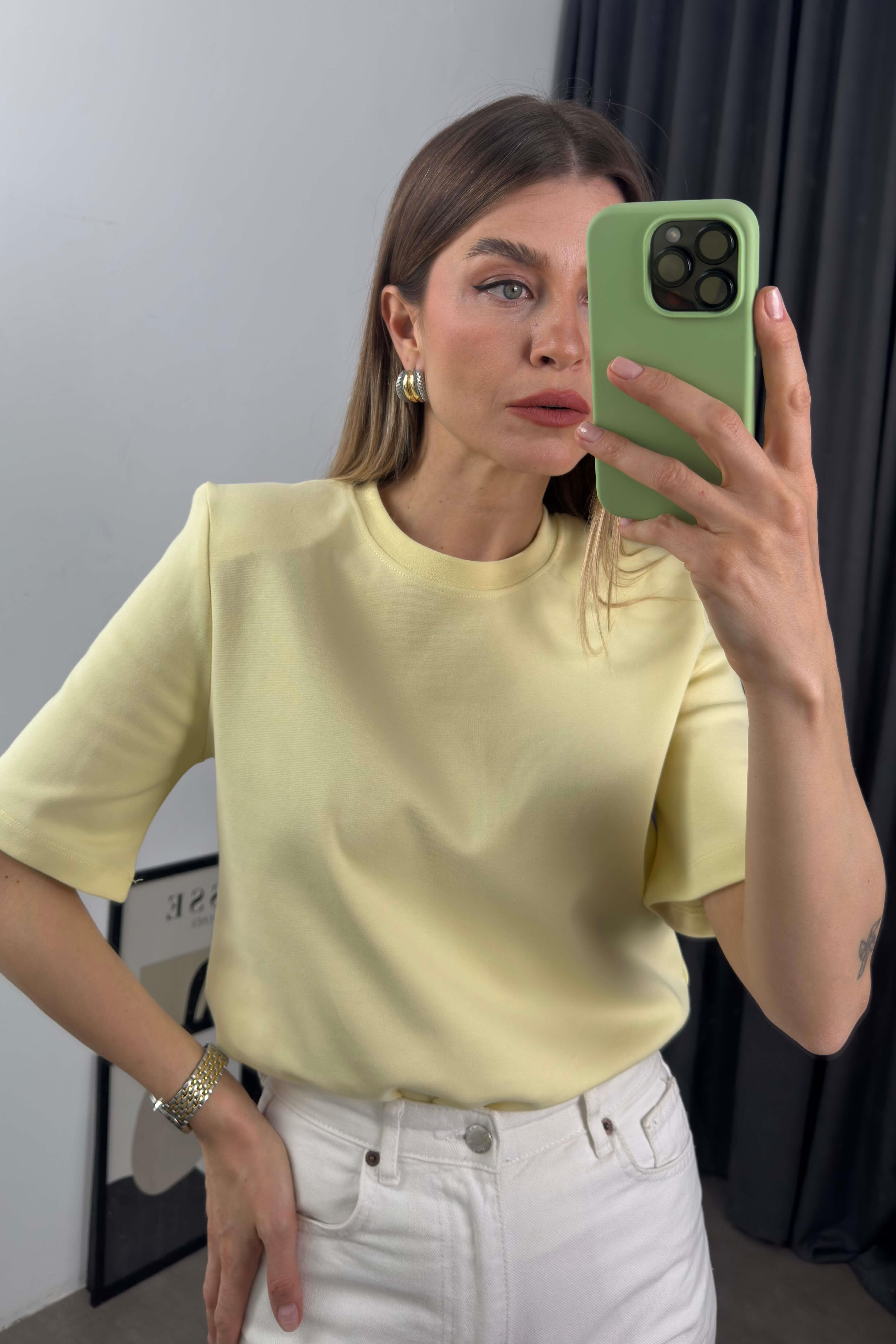 Sarı Oversize Vatkalı T-Shirt