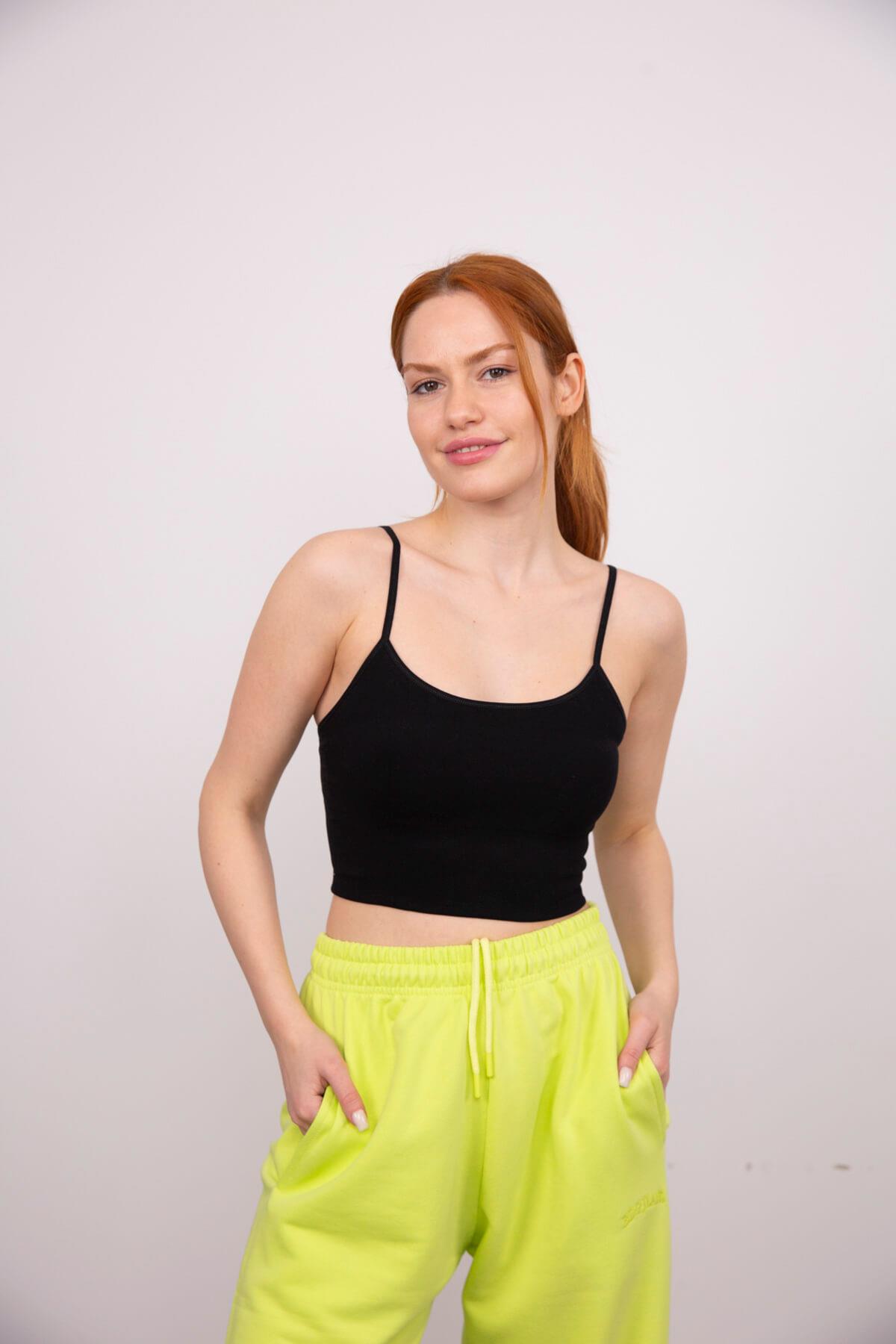 Siyah Askılı Crop Top