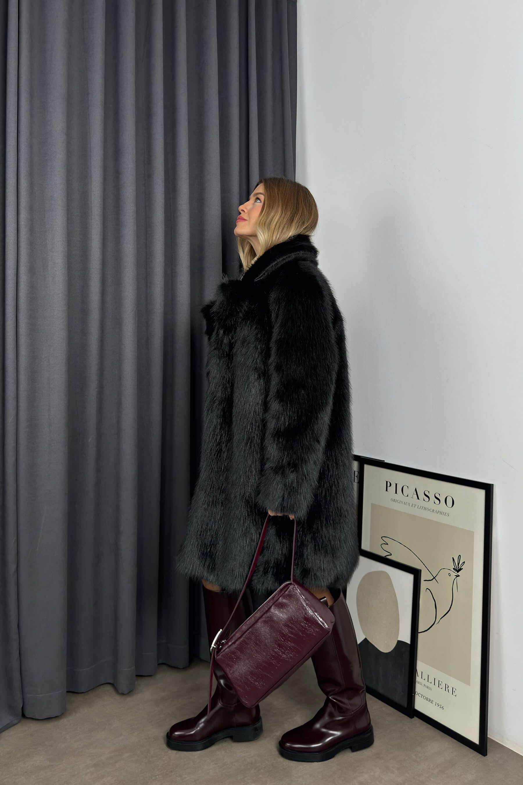 Siyah Astarlı Oversize Premium Kürk Kaban