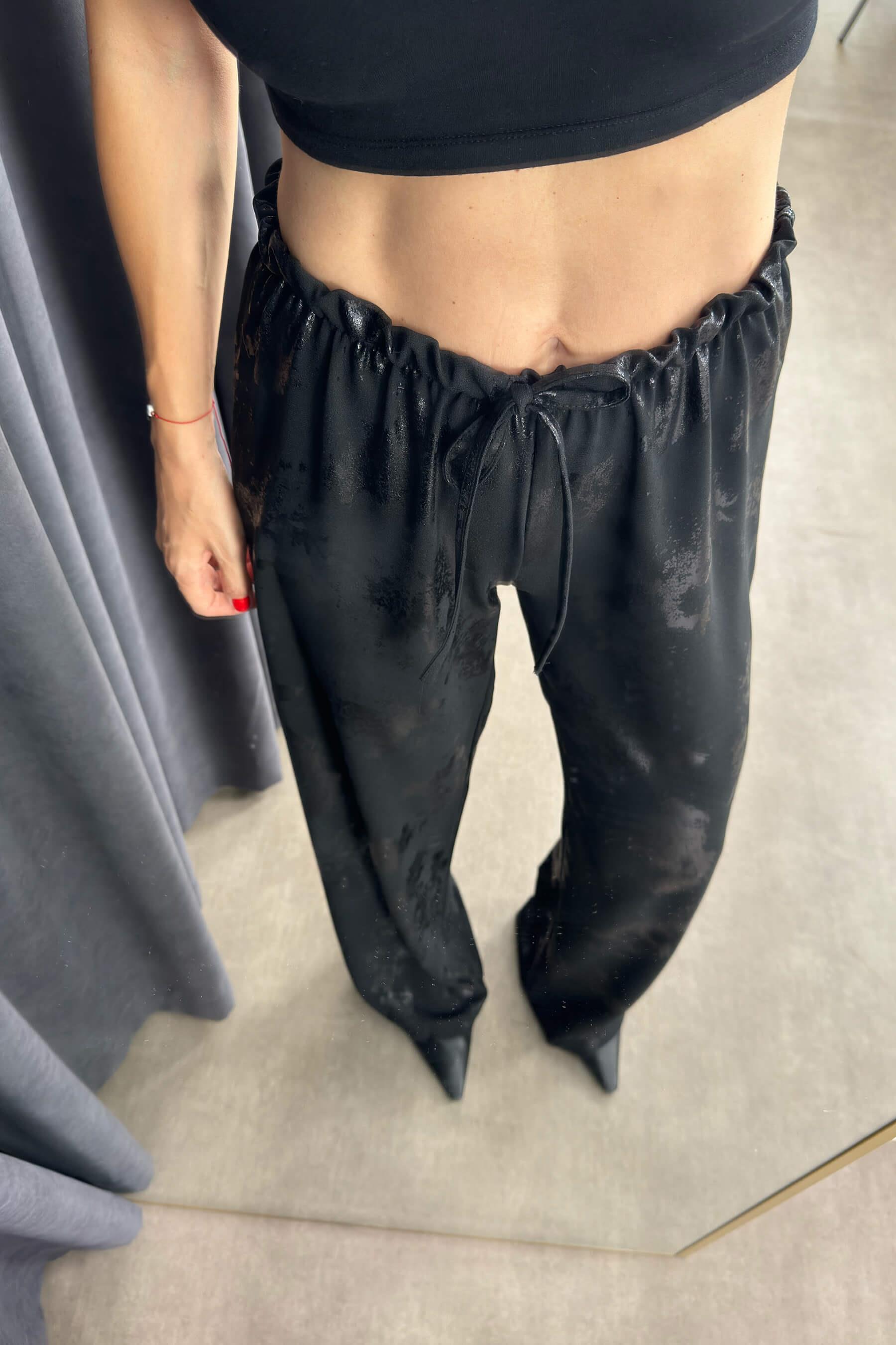 Siyah Baskılı Beli Lastikli Pantolon