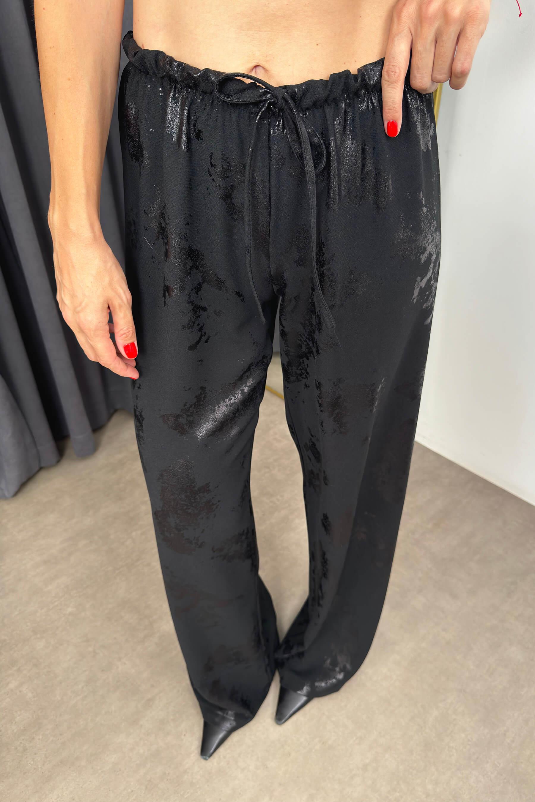 Siyah Baskılı Beli Lastikli Pantolon