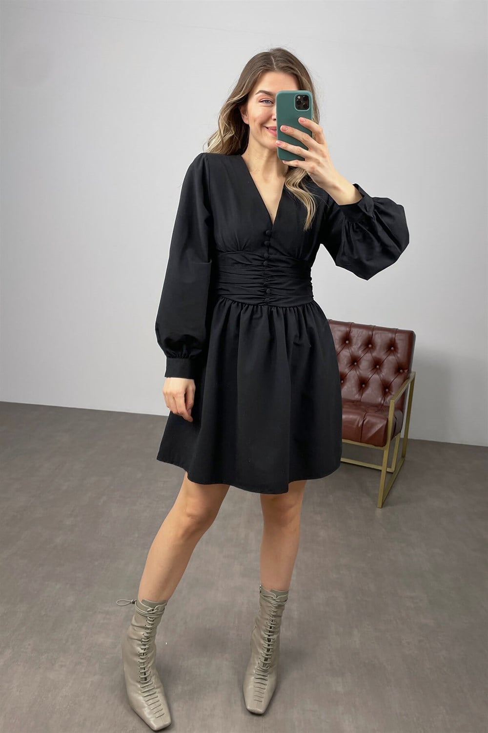 Siyah Beli Korseli Vatkalı Poplin Elbise