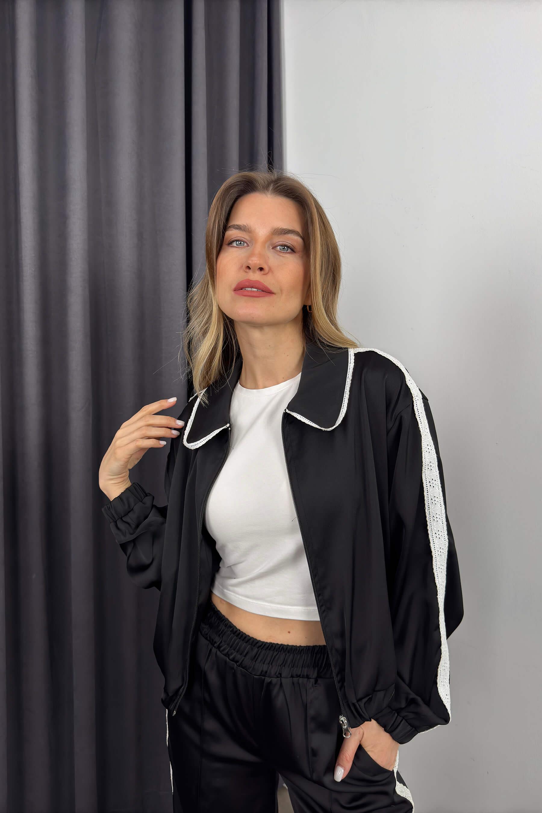 Siyah Beyaz Dantel Detaylı Tasarım Eşofman Takımı