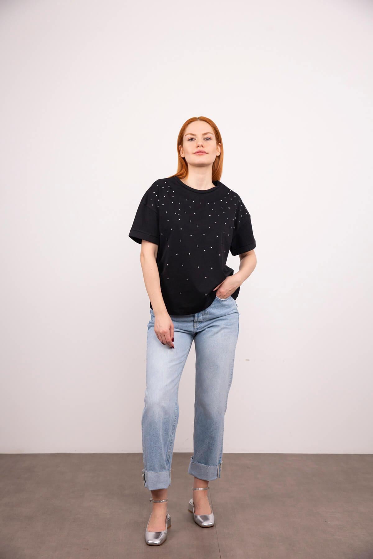 Siyah Bisiklet Yaka Taşlı T-Shirt