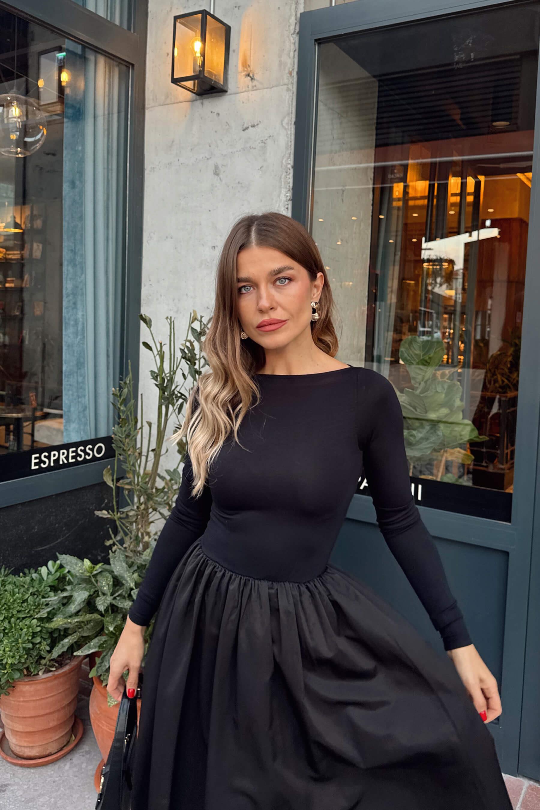 Siyah Çan Model Poplin Elbise