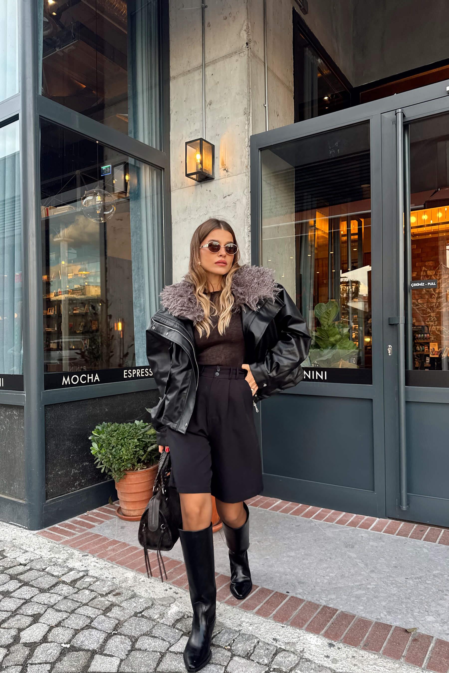 Siyah Çıkarılabilir Kürk Astarlı Bağcık Detaylı Deri Mont