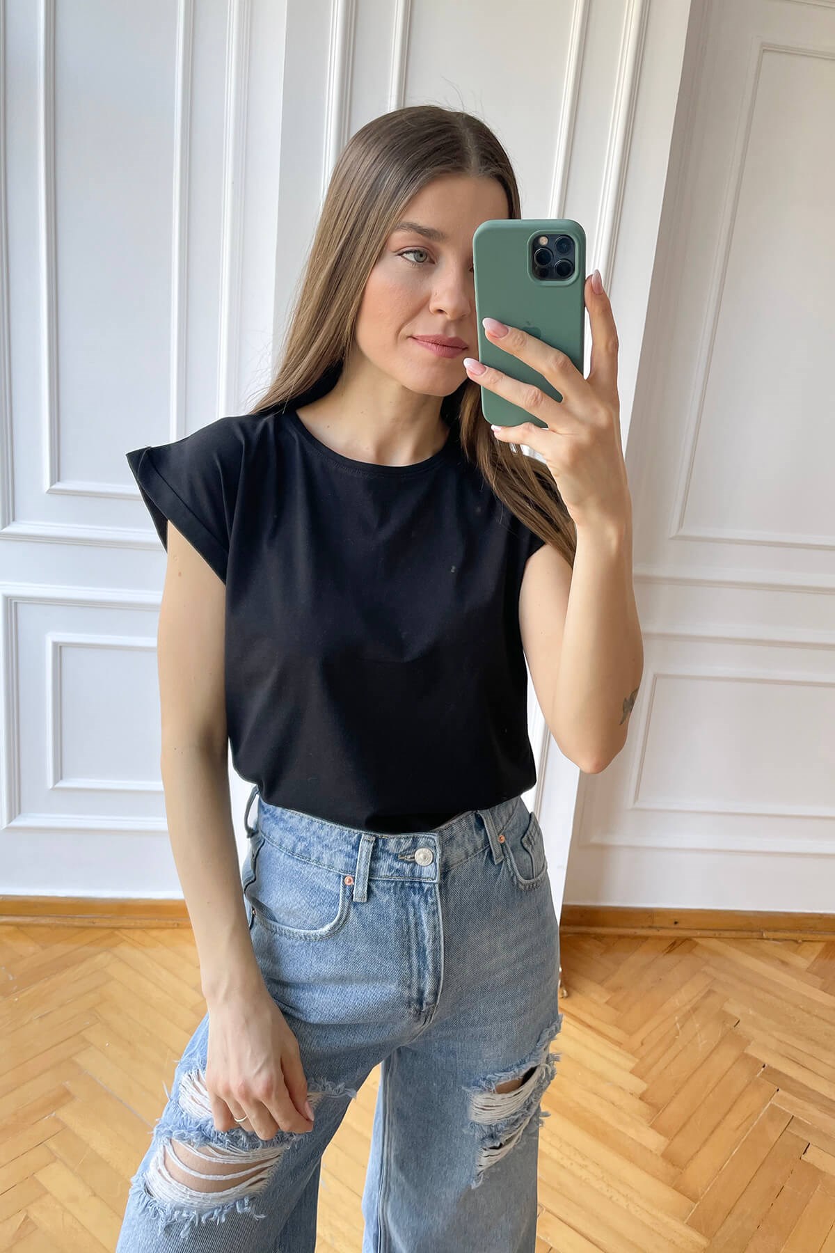 Siyah Duble Kol Kısa T-Shirt