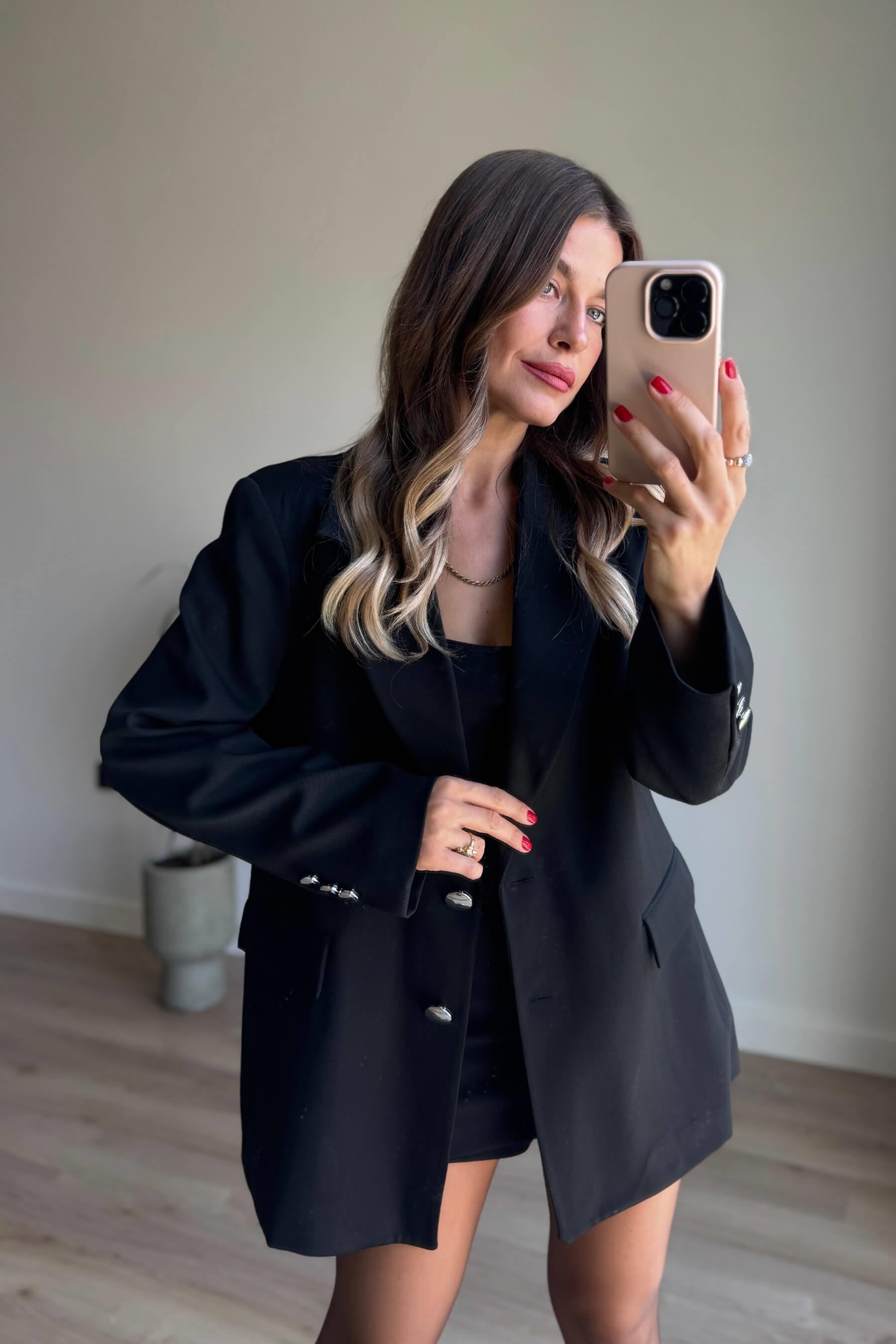 Siyah Gümüş Düğmeli Oversize Astarlı Blazer Ceket