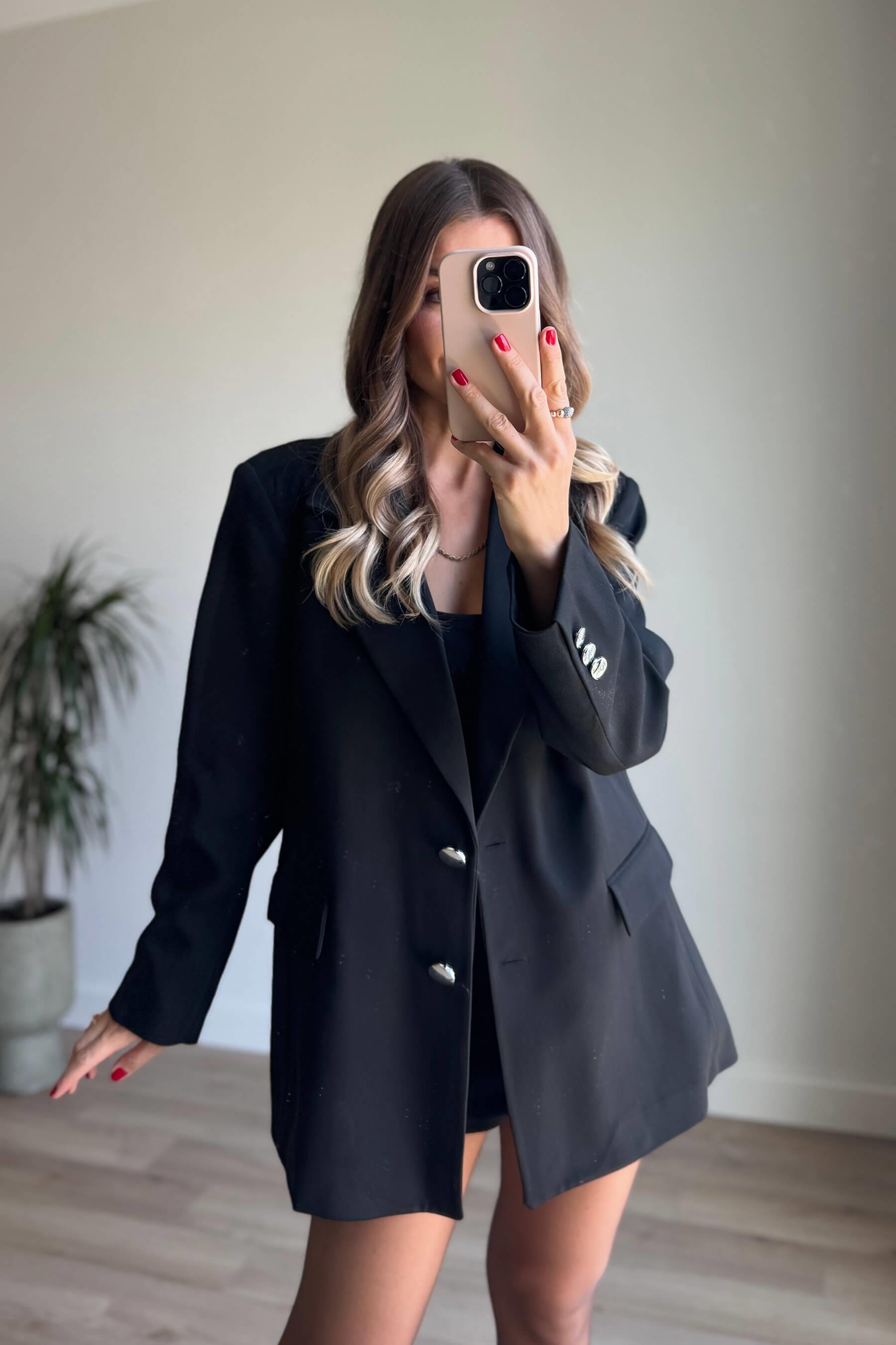 Siyah Gümüş Düğmeli Oversize Astarlı Blazer Ceket