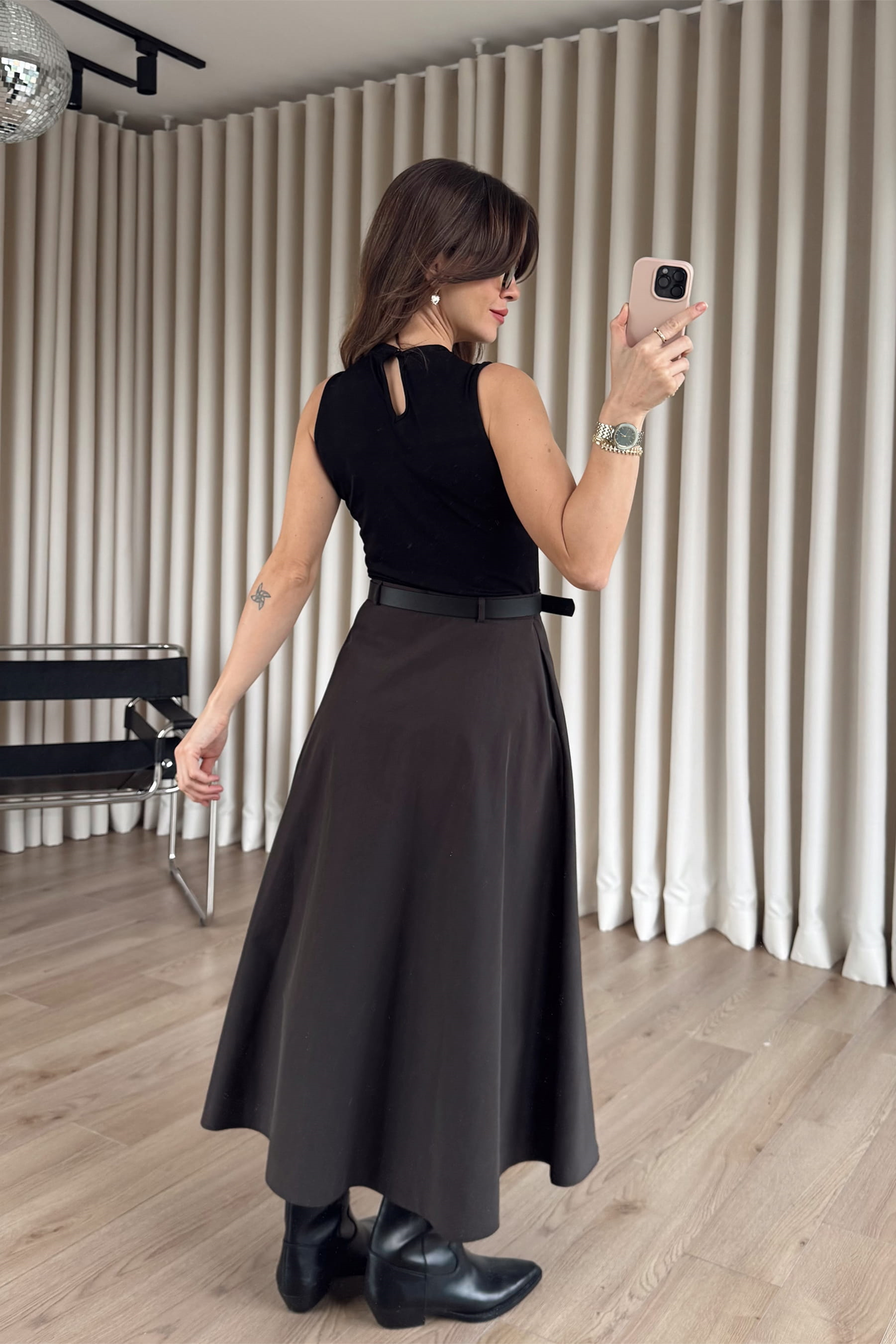 Siyah Kahve Etekten Düğme Detaylı Kemerli Poplin Elbise