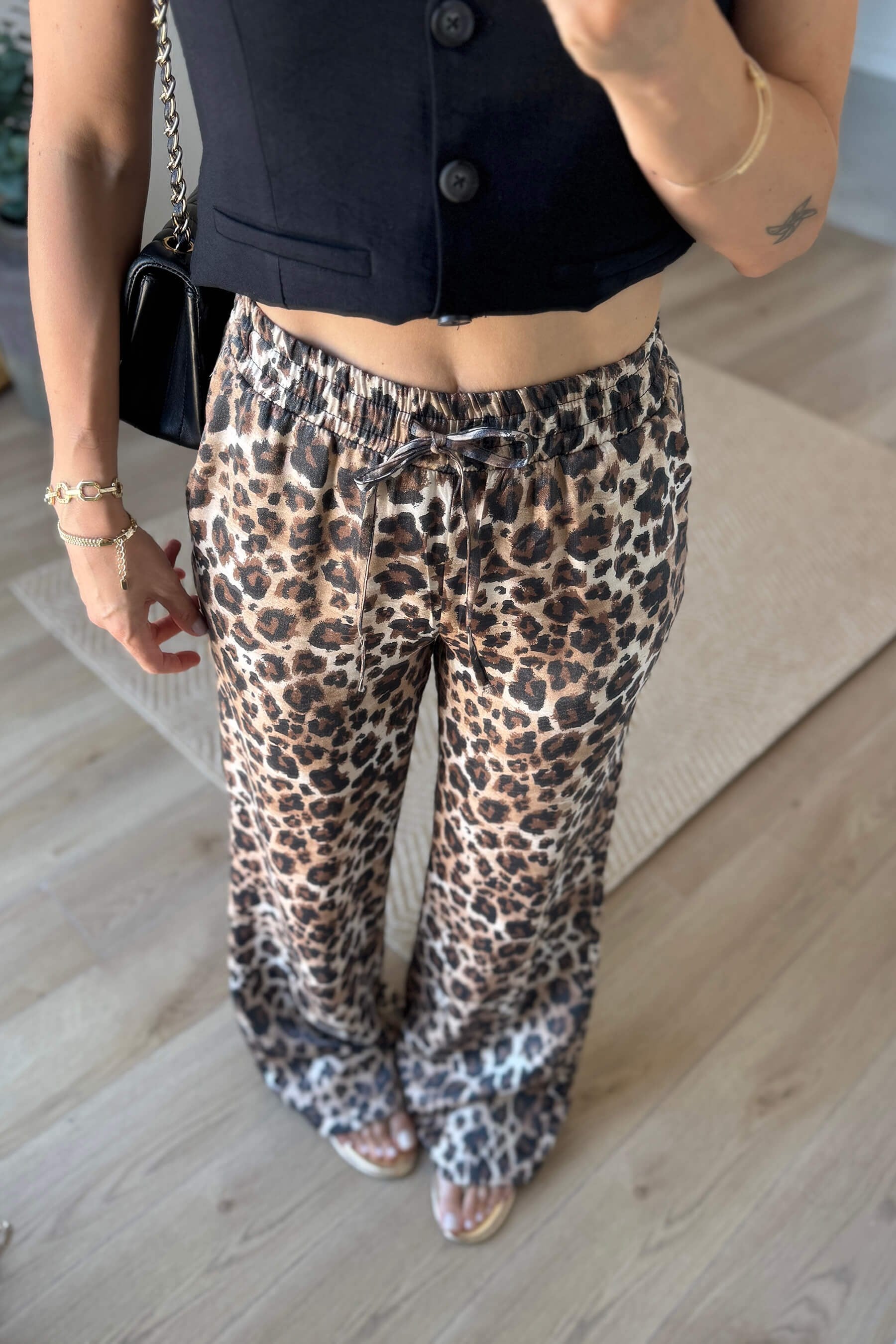 Siyah Kahve Leopar Desenli Beli Lastikli Pantolon