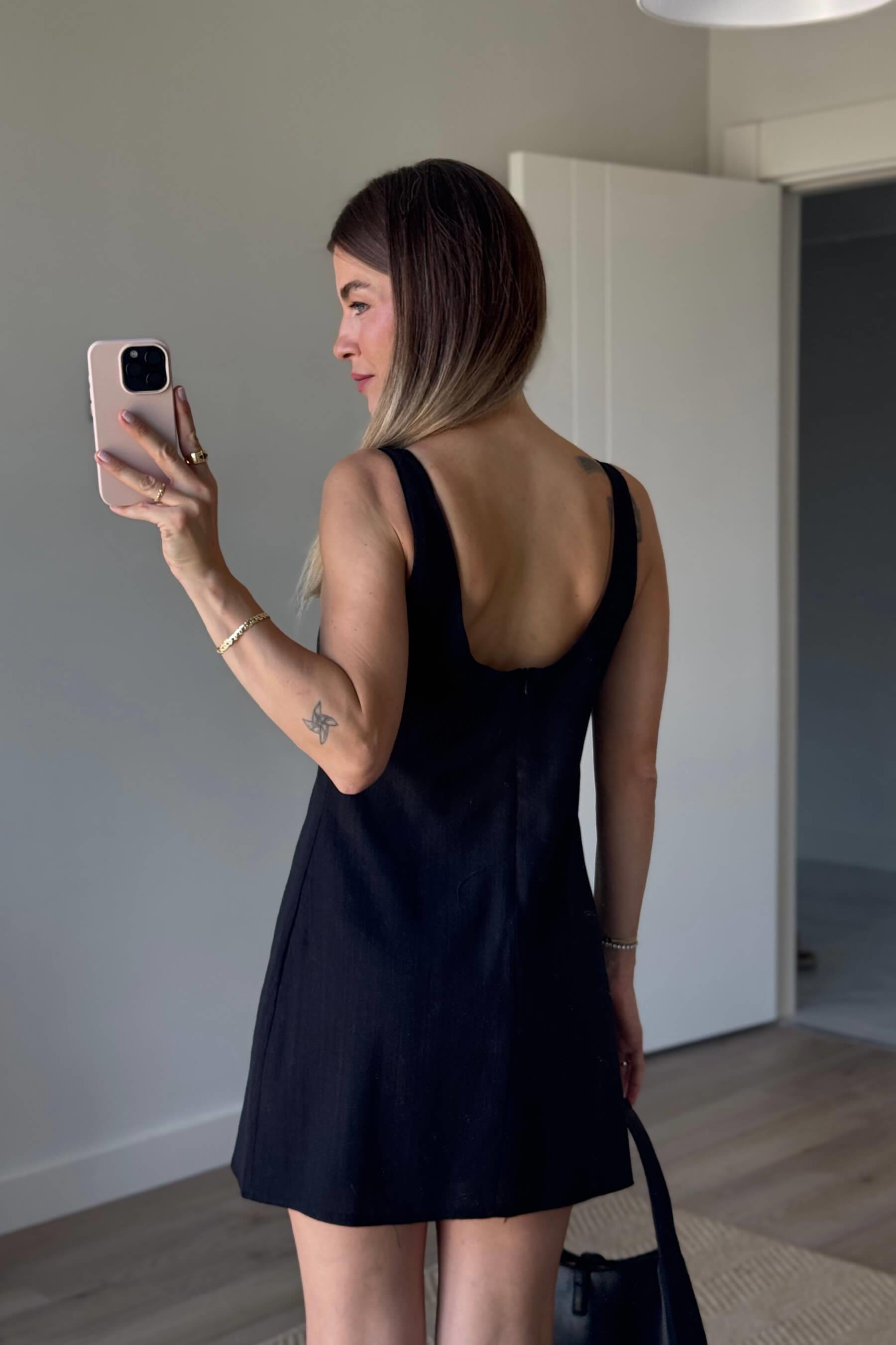 Siyah Kare Yaka Askılı Astarlı Premium Keten Elbise