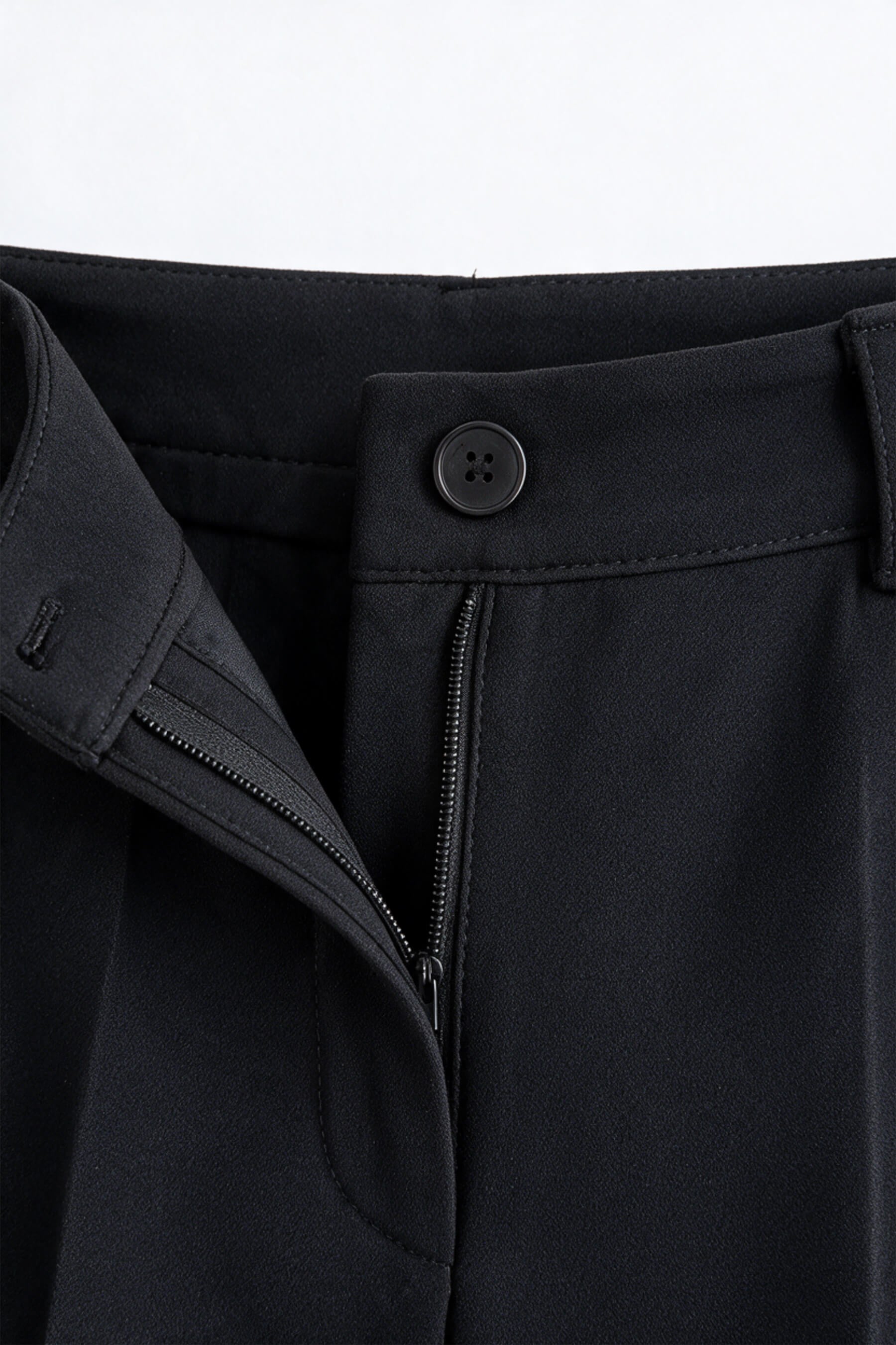 Siyah Kemerli Flare Model Pantolon