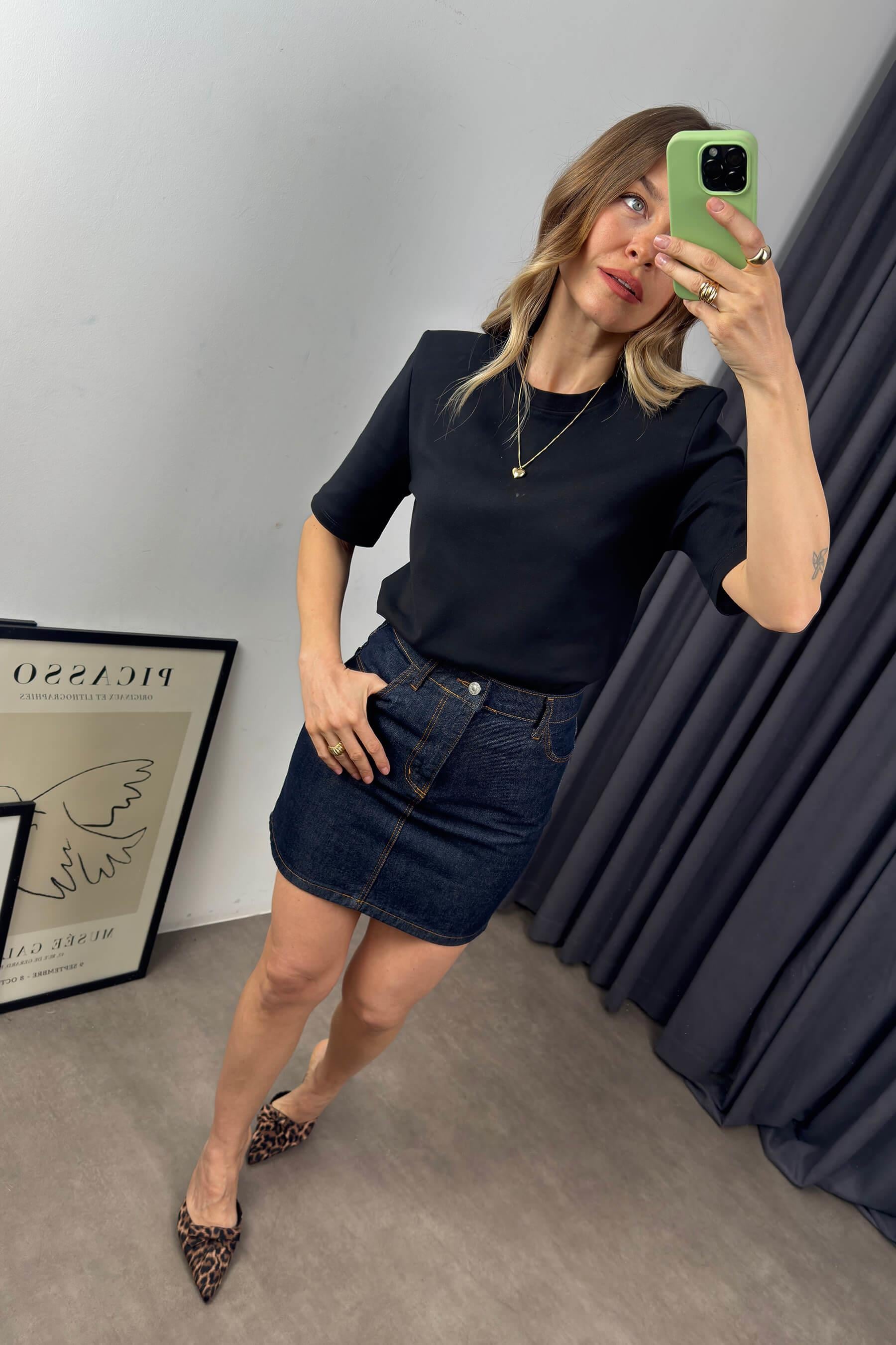 Siyah Oversize Vatkalı T-Shirt