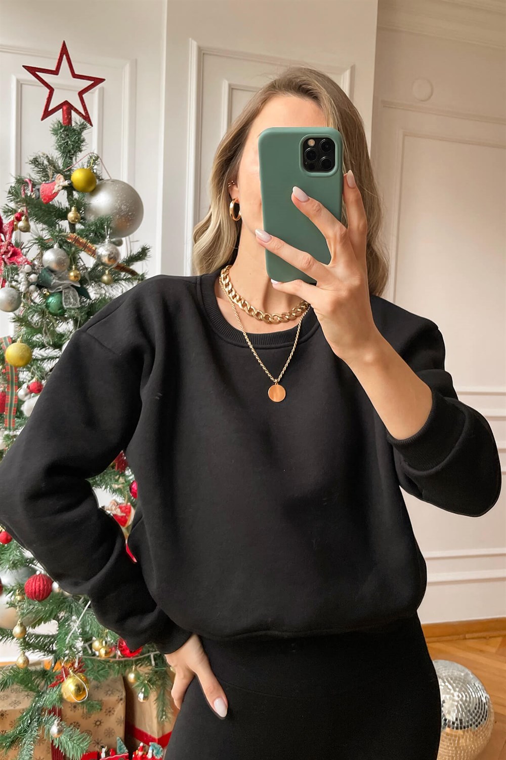 Siyah Şardonlu Oversize Kısa Sweatshirt
