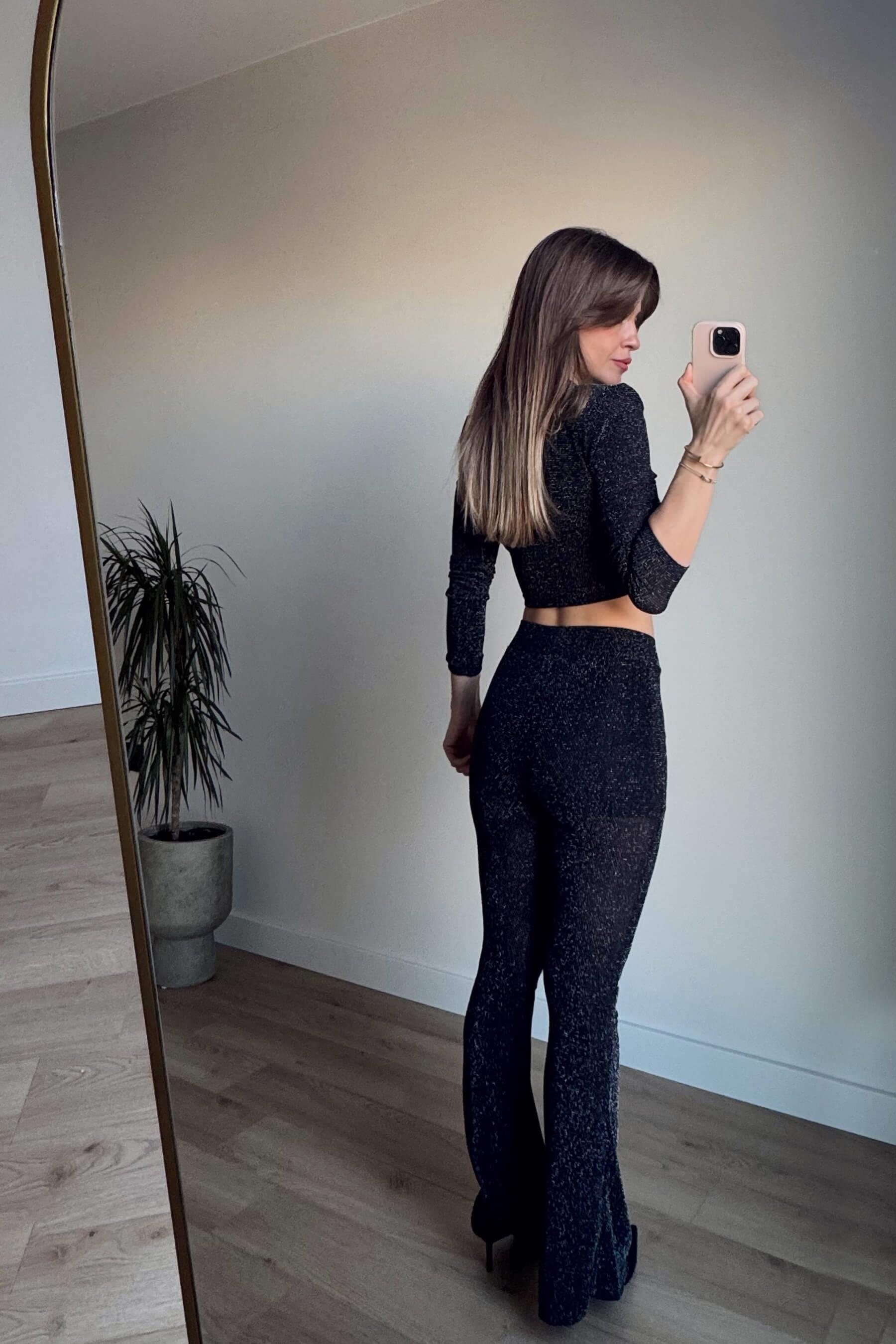 Siyah Simli Yüksek Bel İspanyol Paça Pantolon