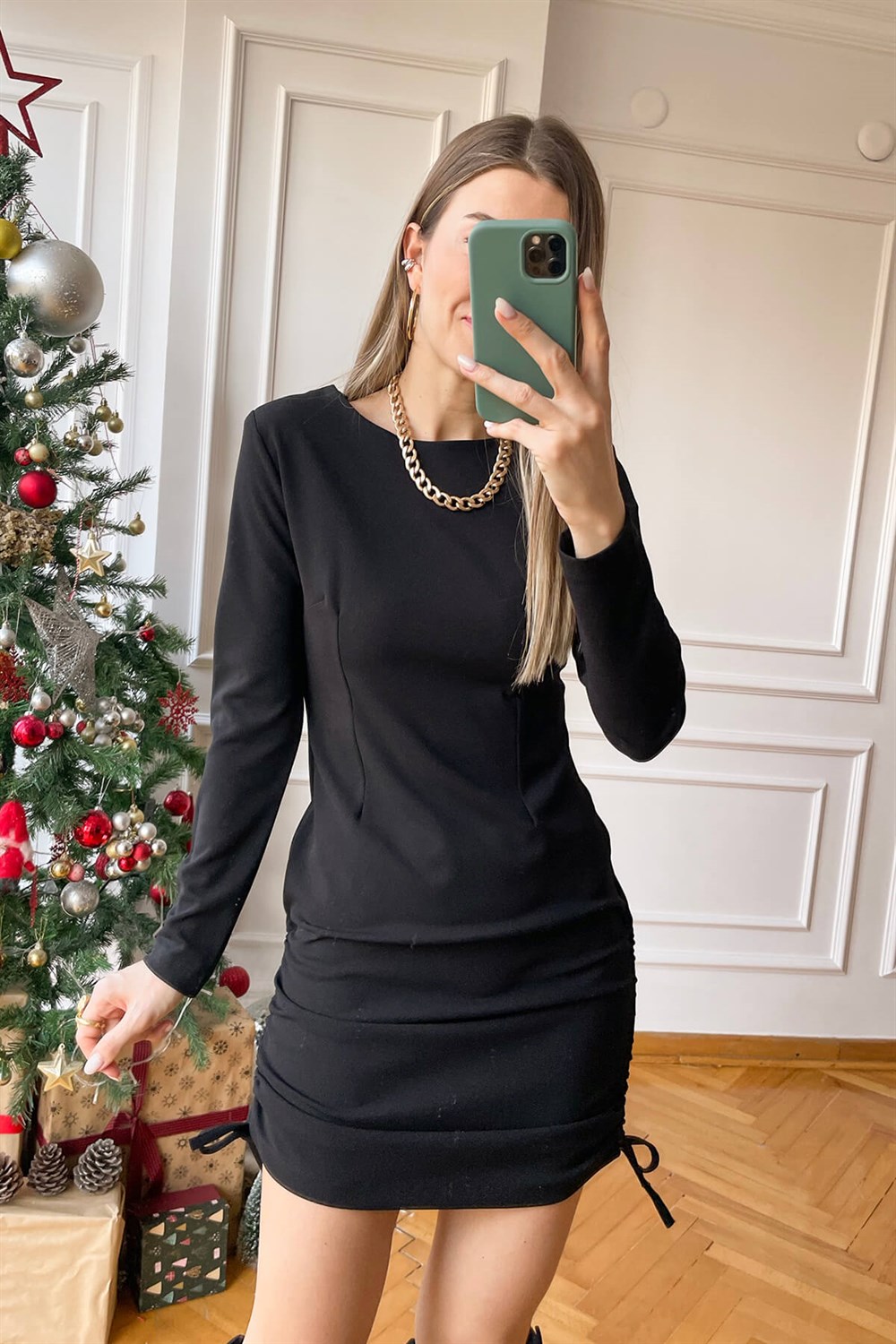 Siyah Yanları Bağcıklı Mini Elbise