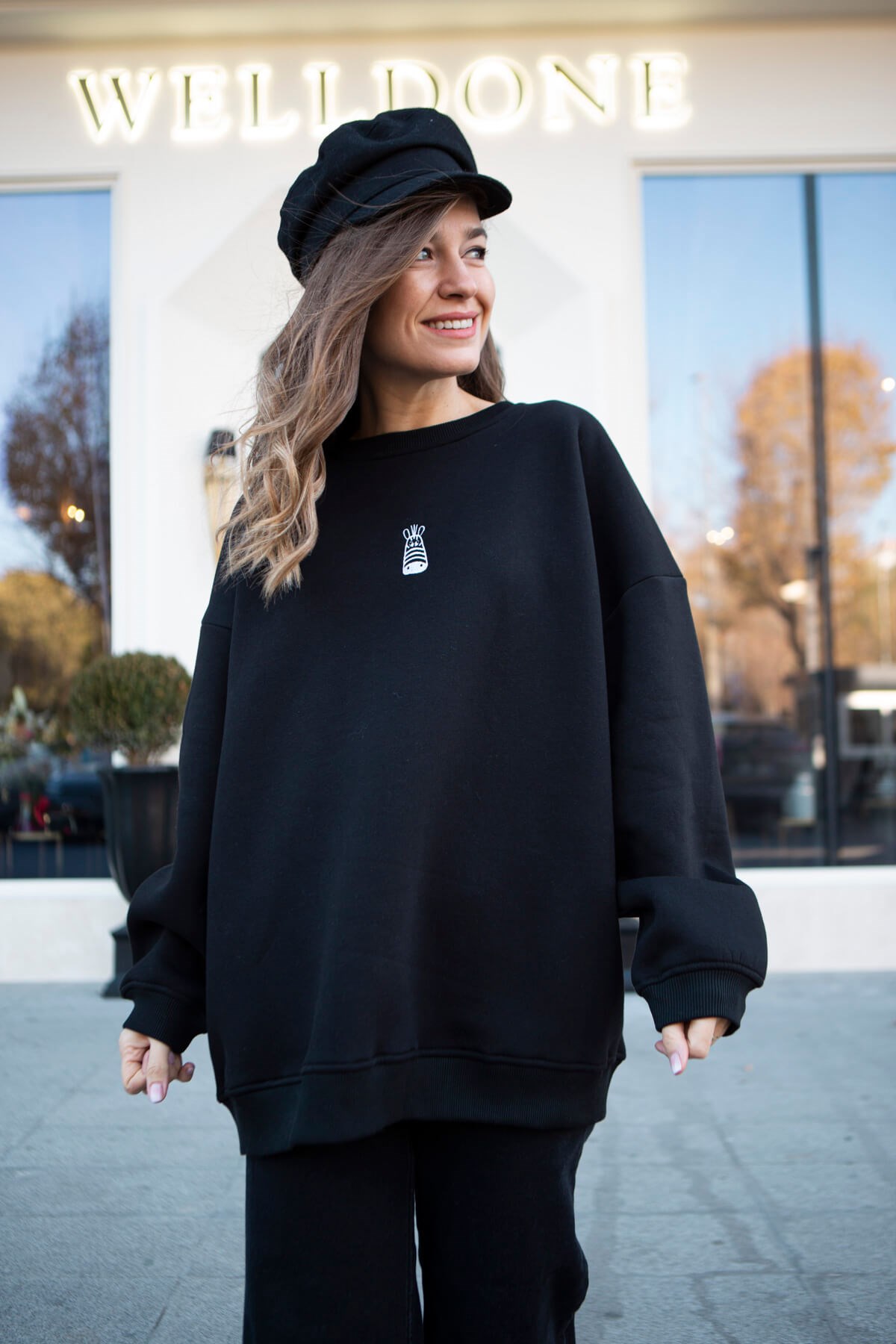 Siyah Zebra Nakışlı Şardonlu Sweat