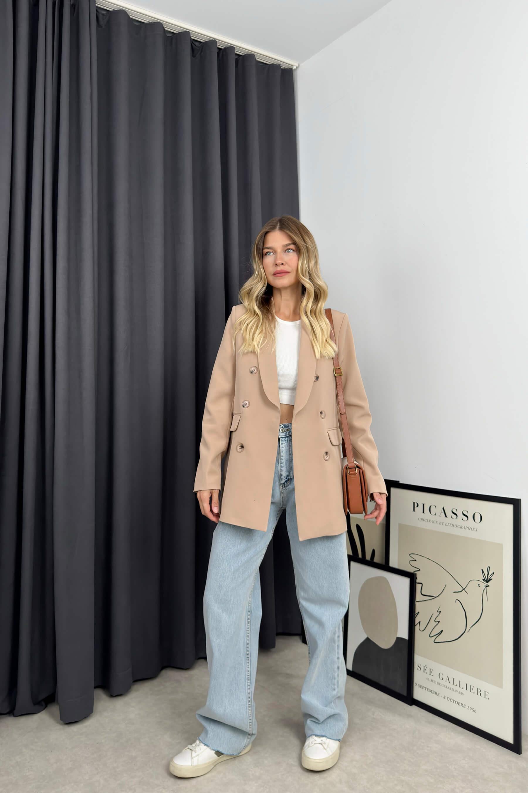 Sütlü Kahve Düğmeli Vatkalı Astarlı Ceket