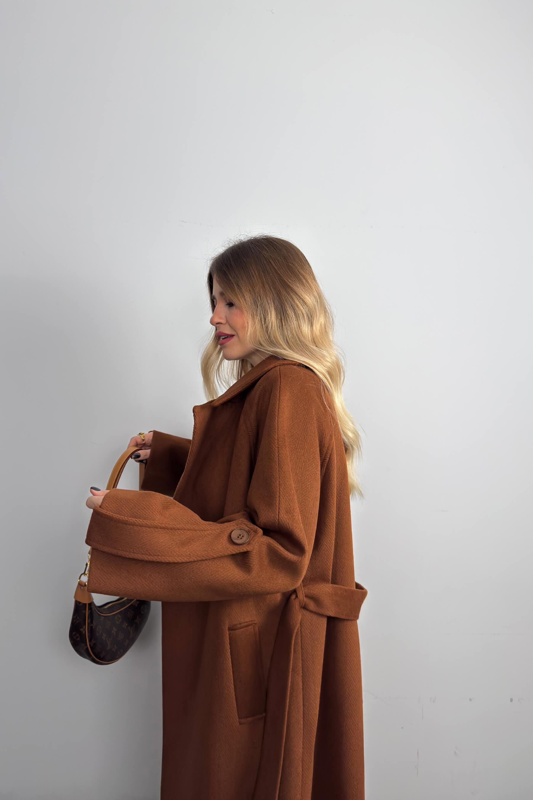 Taba Balıksırtı Model Kuşaklı Astarlı Oversize Yün Kaban