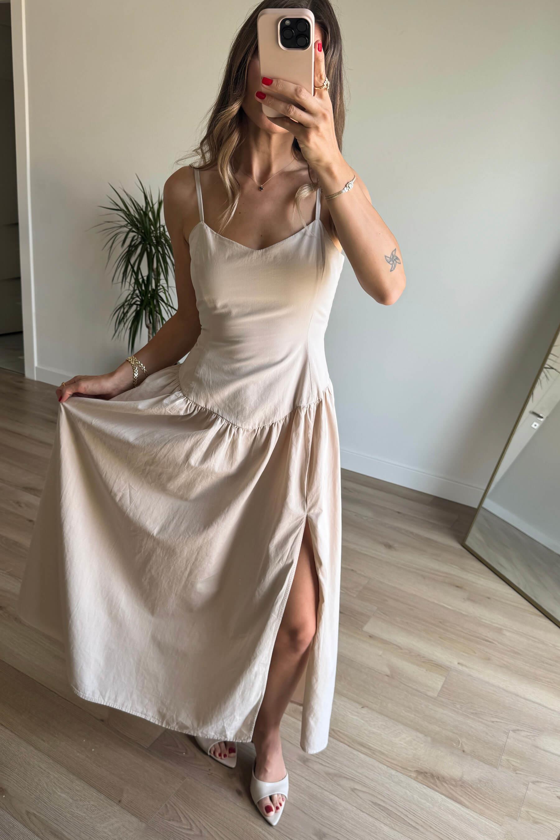 Taş Rengi Bel Detaylı Askılı Yırtmaçlı Elbise