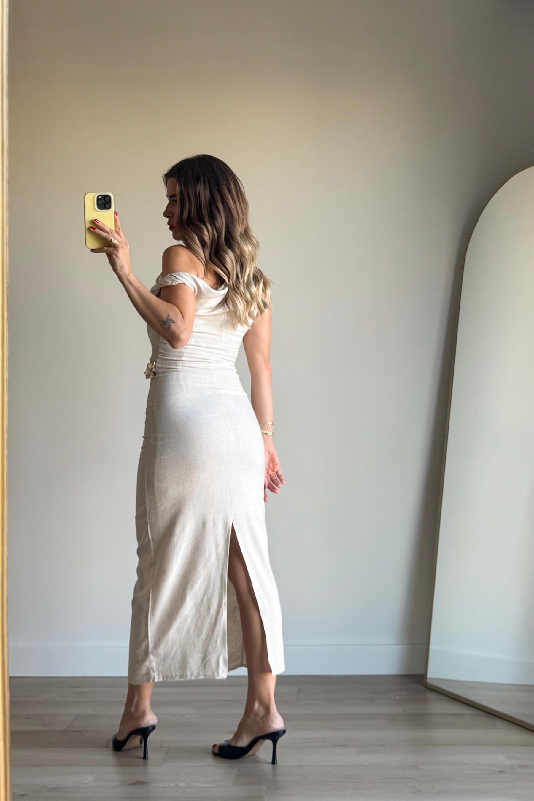 Taş Rengi Beli Tokalı Astarlı Yırtmaçlı Keten Elbise