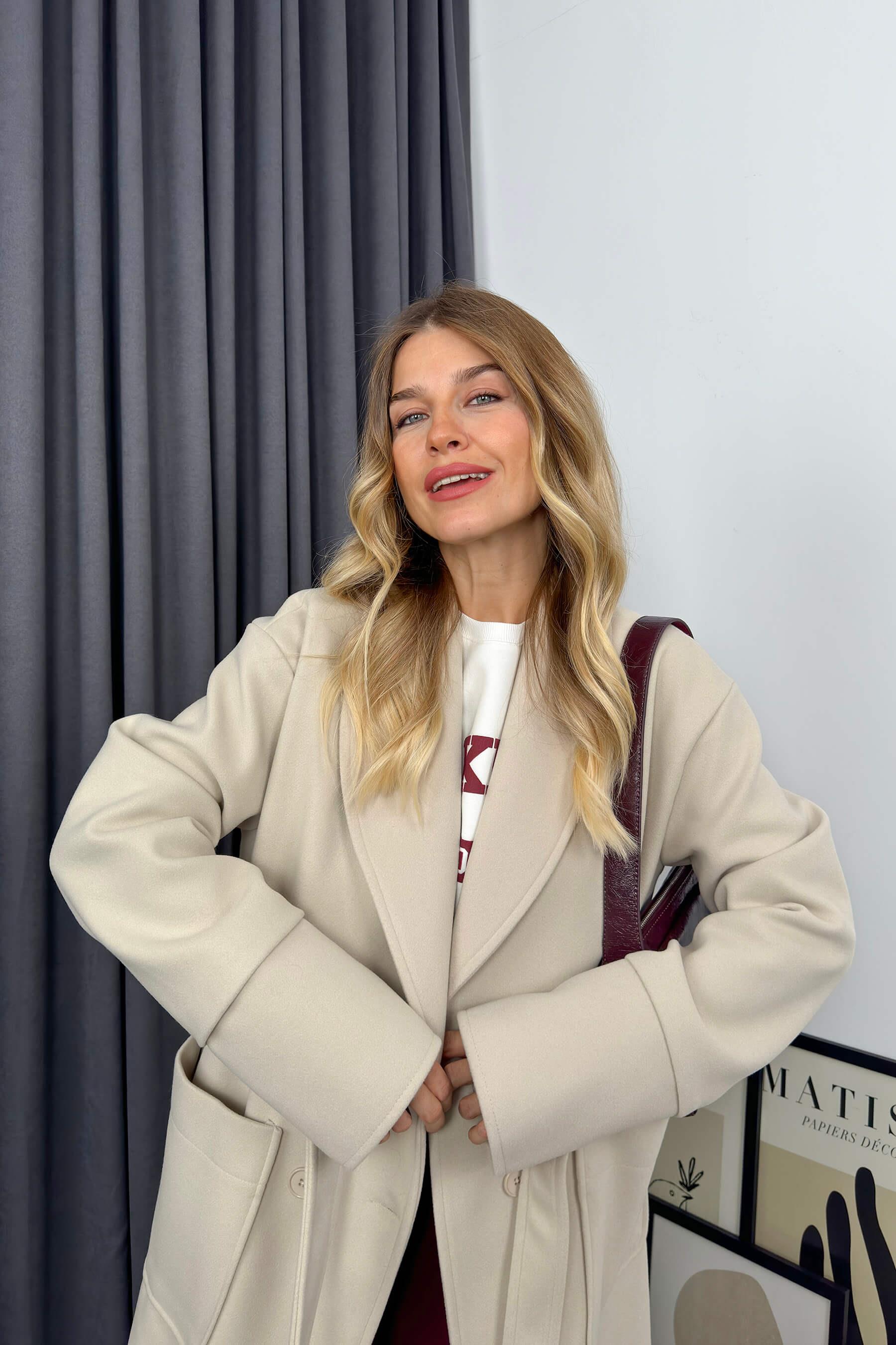 Taş Rengi Çift Cepli Astarlı Kuşaklı Oversize Kaşe Kaban
