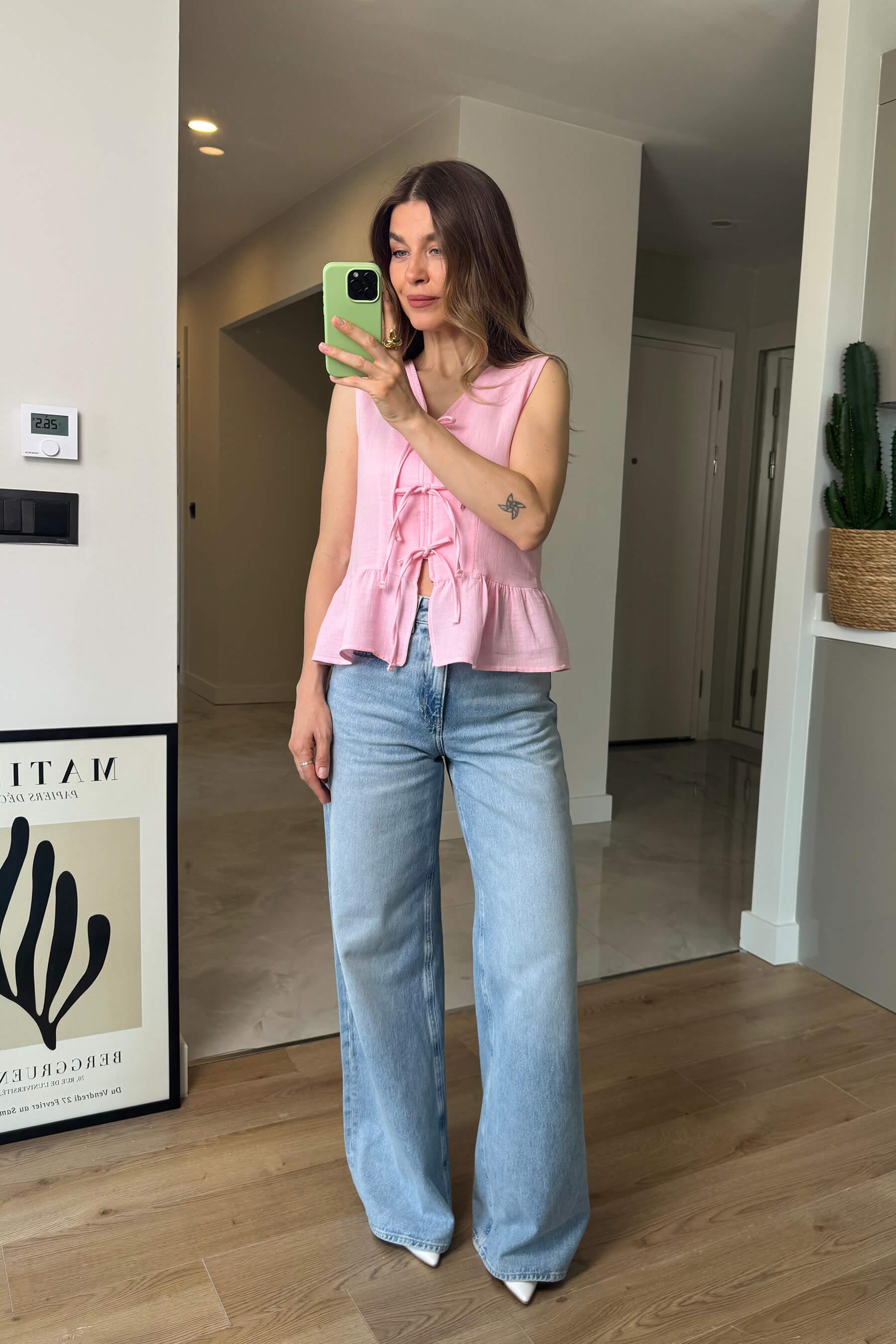 Toz Pembe Önü Bağlamalı Kolsuz Müslin Bluz