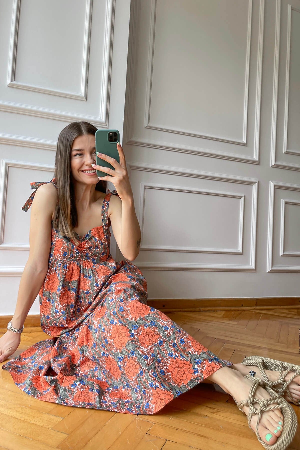 Turuncu Floral DEsen Askılı Elbise